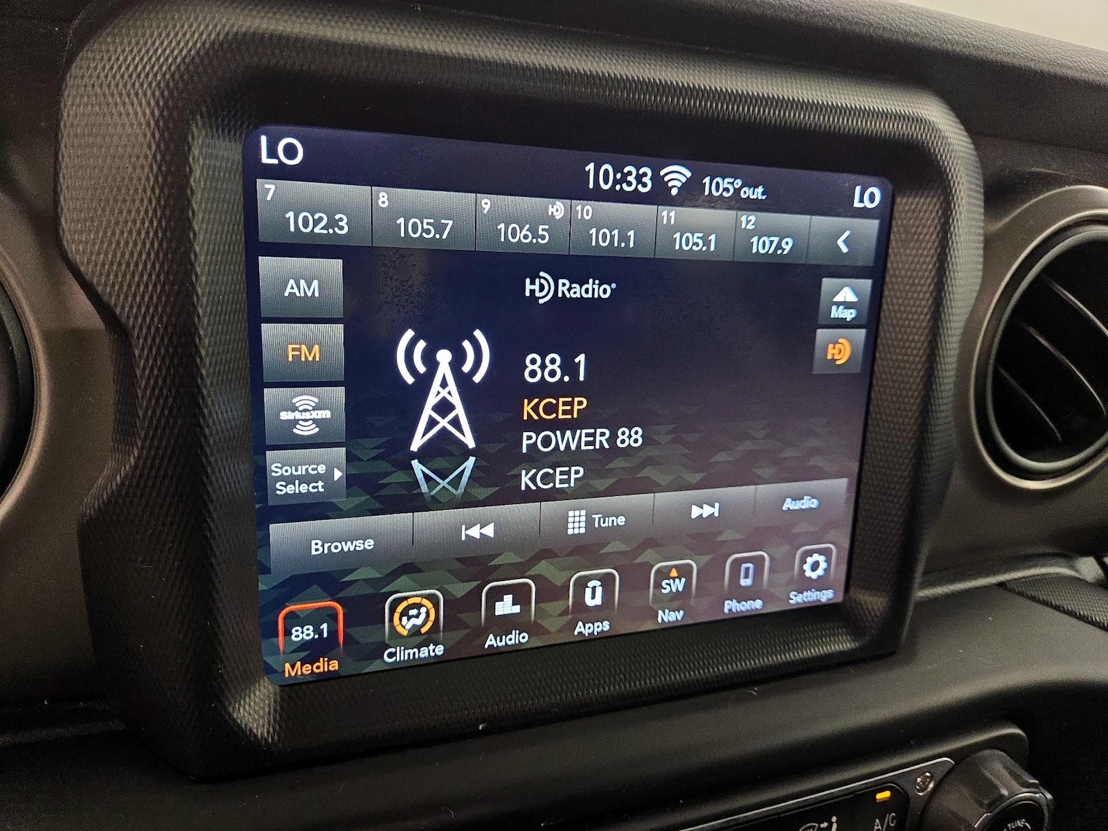 2020 Jeep Gladiator Sport S - Photo 17