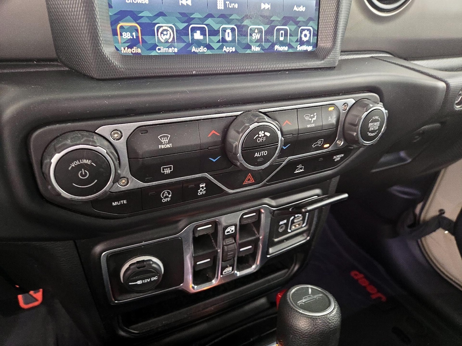 2020 Jeep Gladiator Sport S - Photo 18
