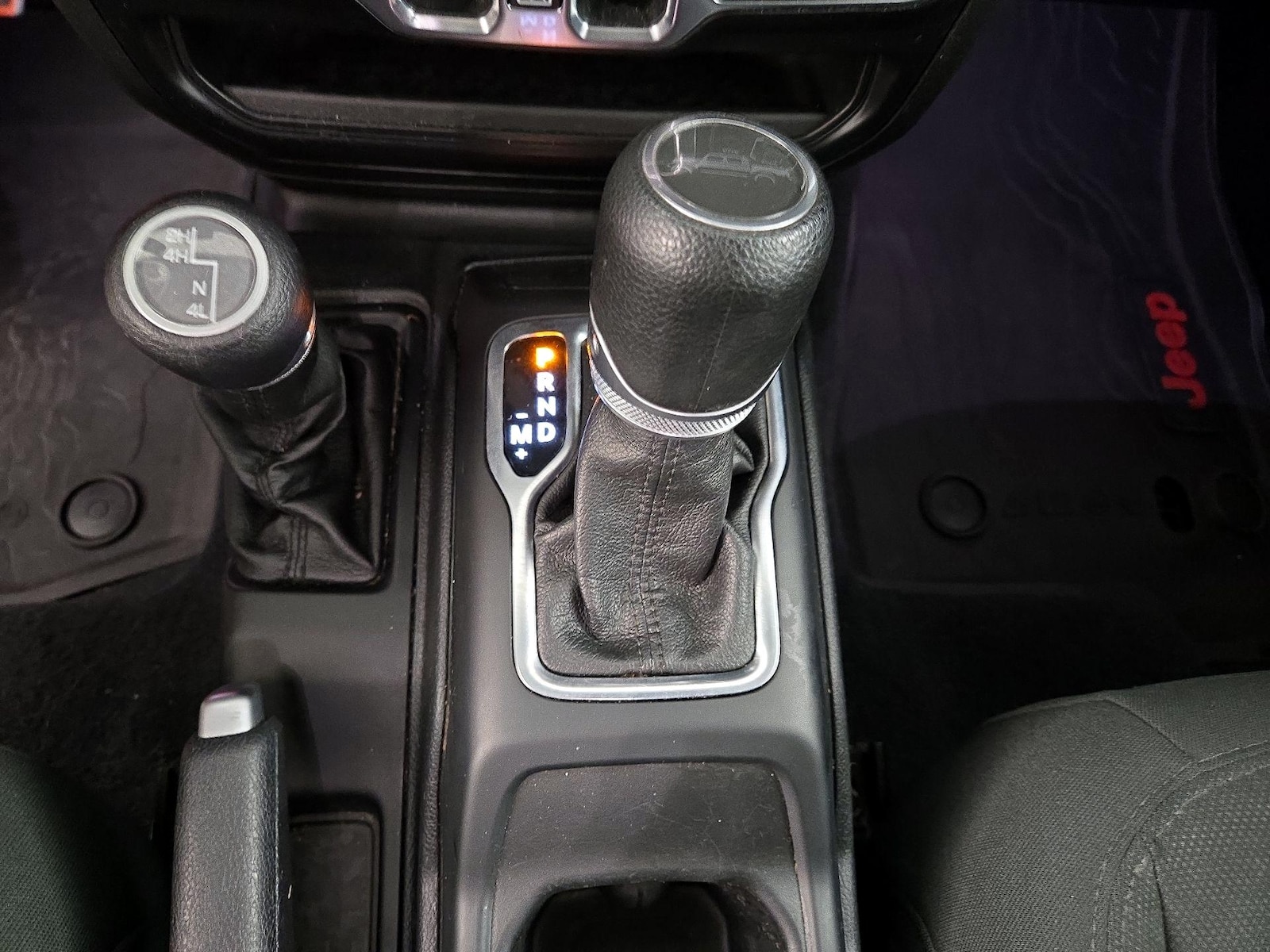 2020 Jeep Gladiator Sport S - Photo 19