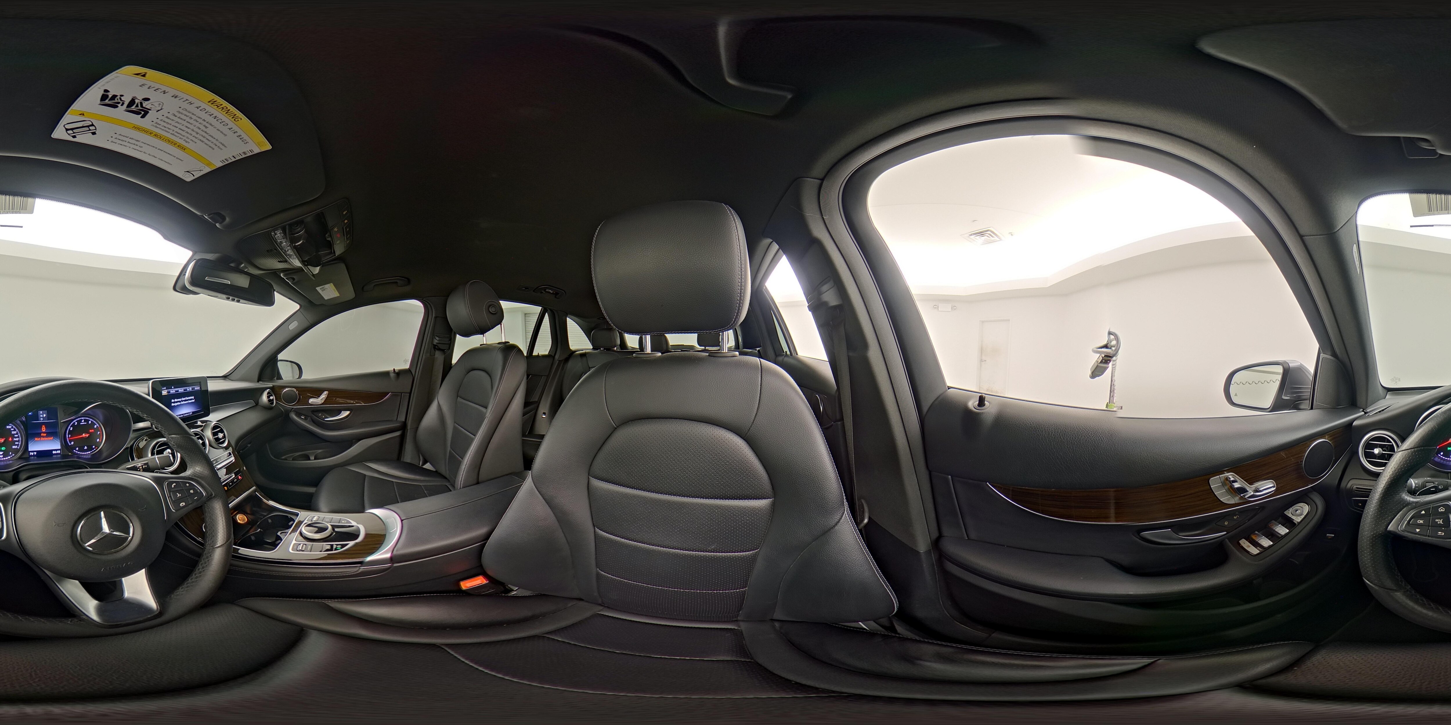 2018 Mercedes-Benz GLC GLC300 - Photo 26