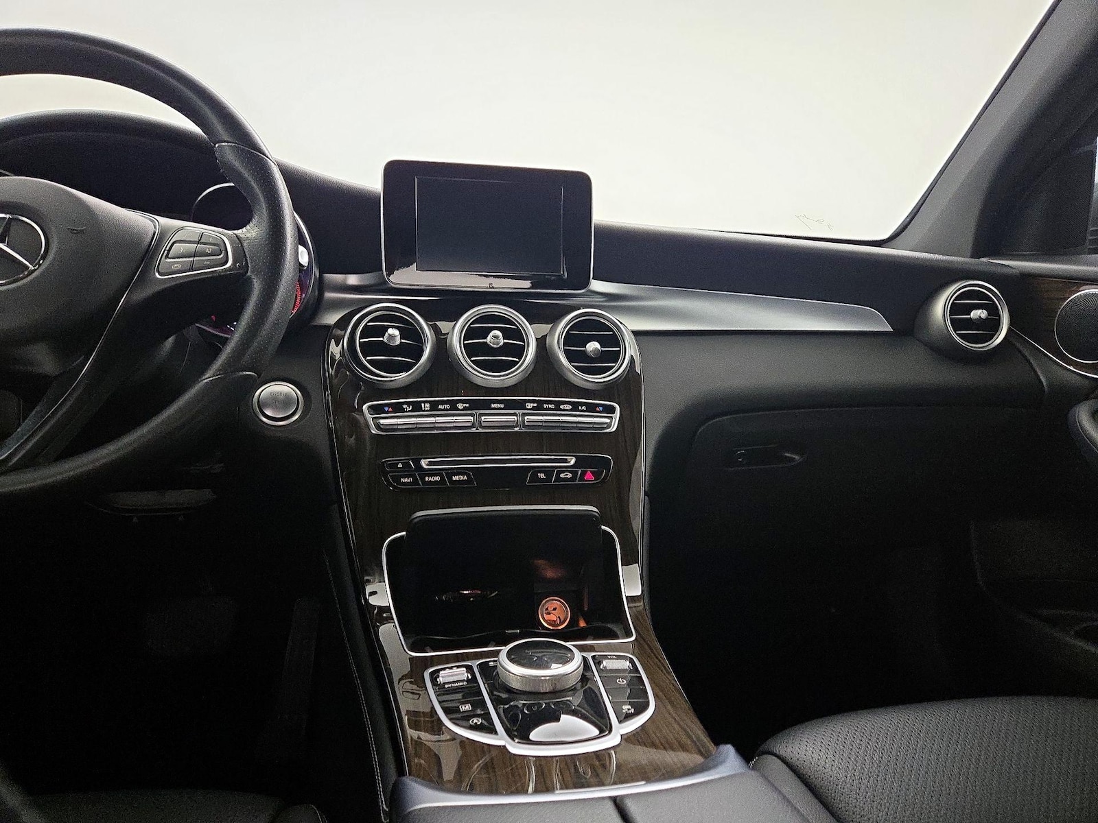 2018 Mercedes-Benz GLC GLC300 - Photo 10