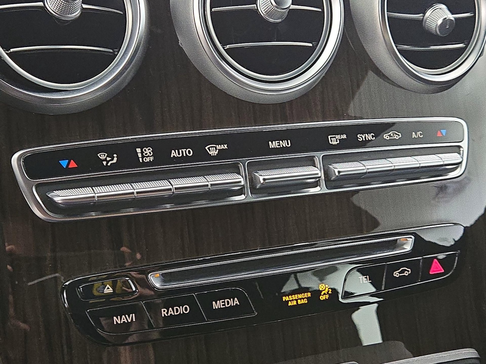 2018 Mercedes-Benz GLC GLC300 - Photo 17