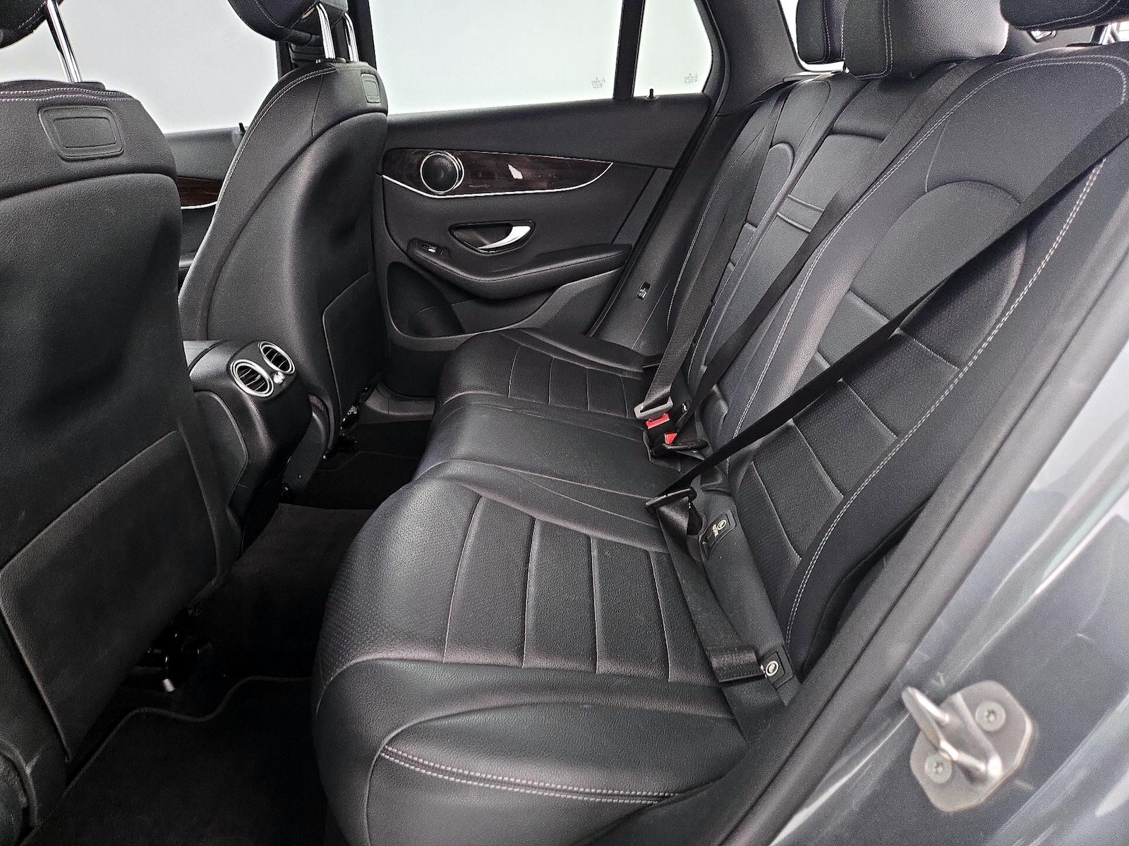 2018 Mercedes-Benz GLC GLC300 - Photo 20
