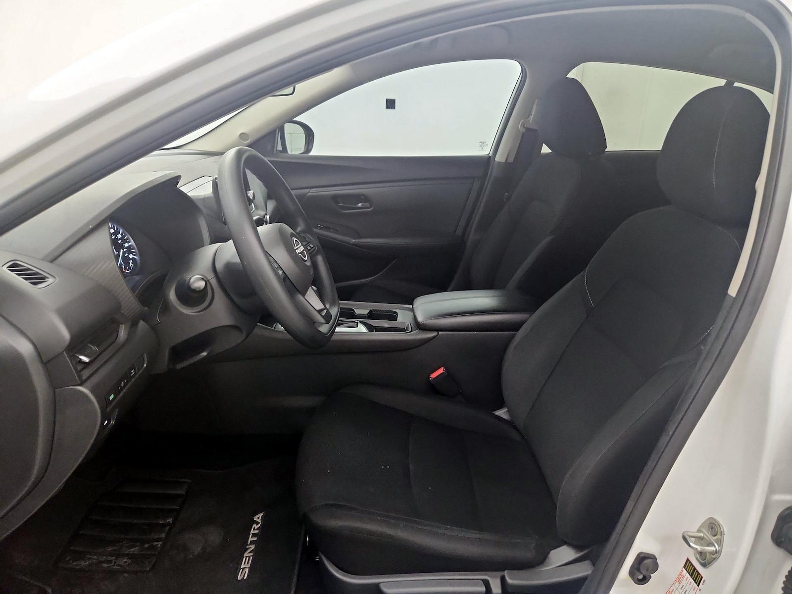 2025 Nissan Sentra S - Photo 10