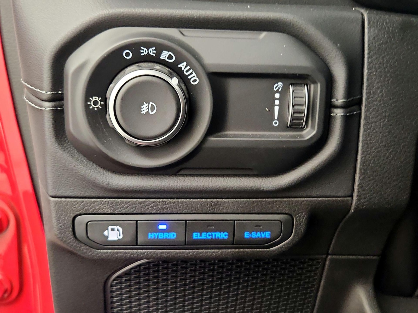 2024 Jeep Wrangler 4xe Sahara 4XE - Photo 14