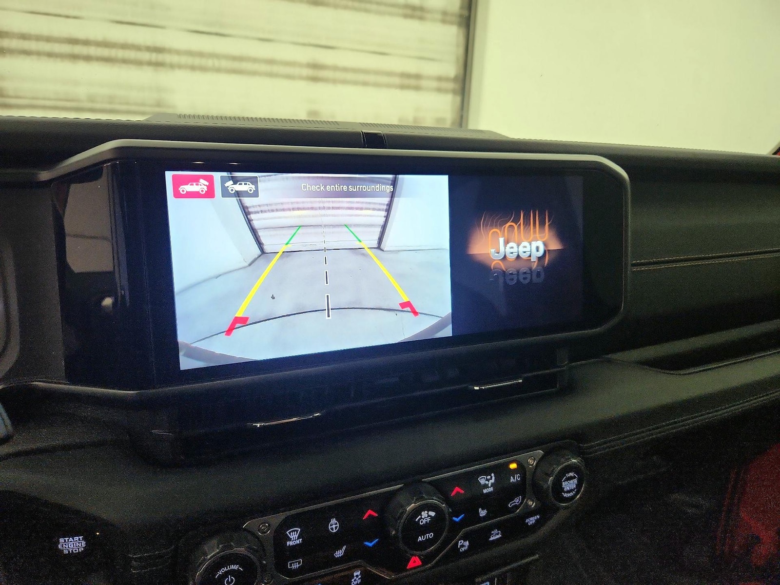 2024 Jeep Wrangler 4xe Sahara 4XE - Photo 15