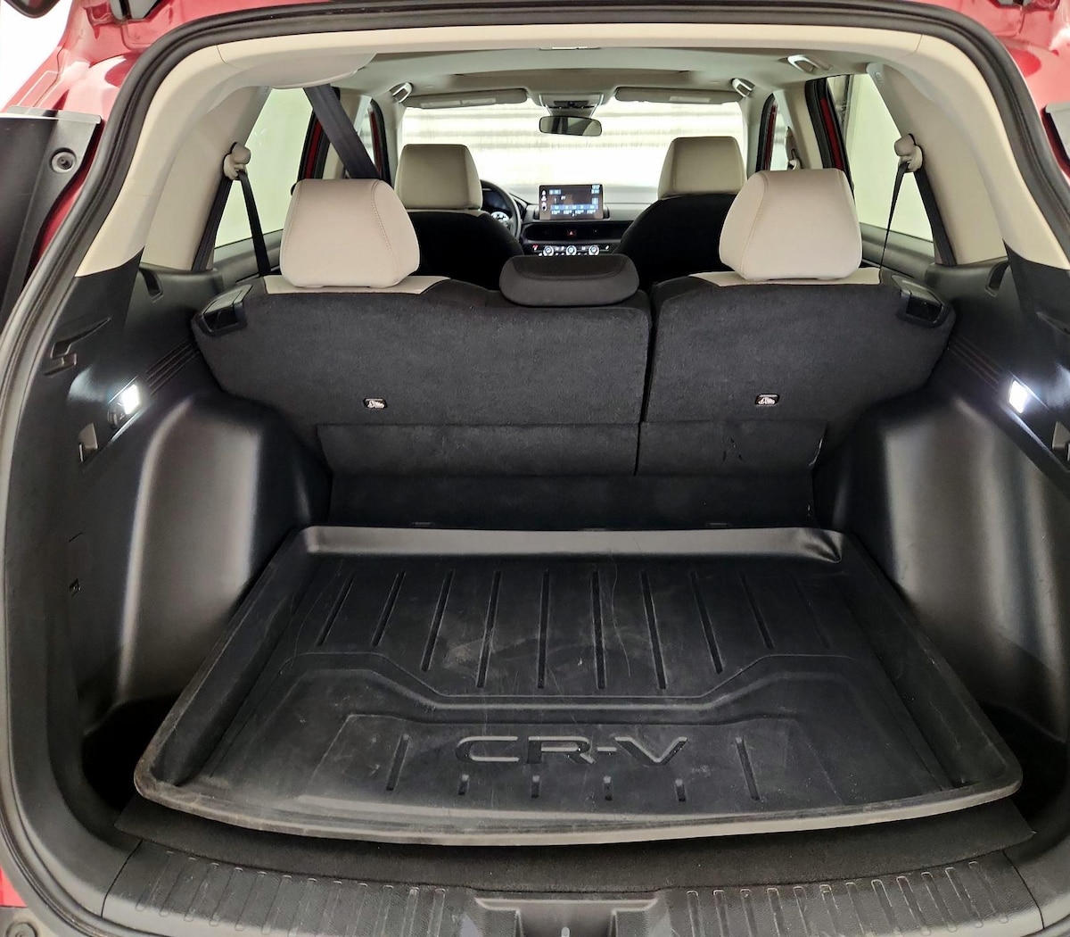 Trunk/Cargo (Seats Up)