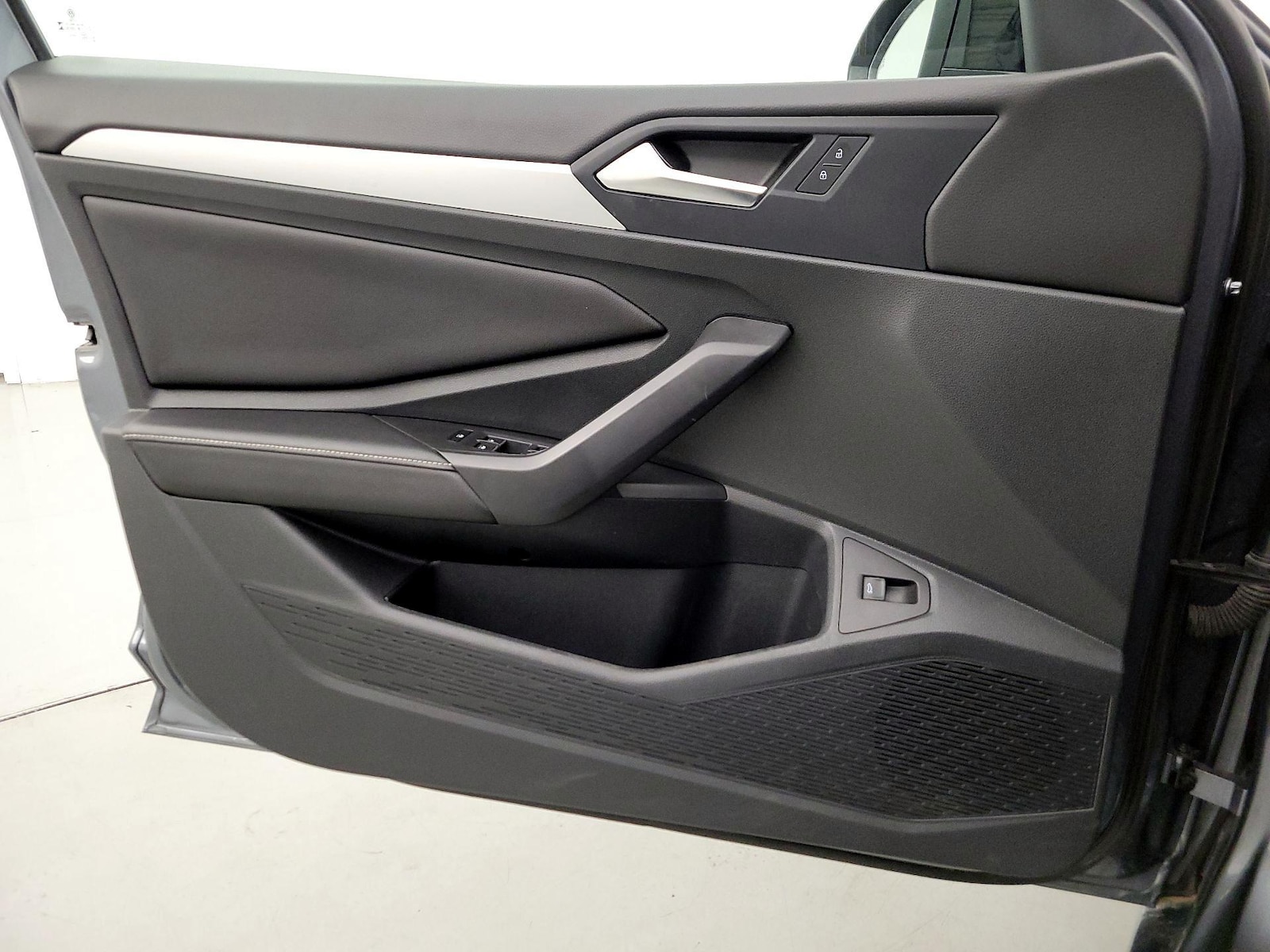 2025 Volkswagen Jetta Sport - Photo 13