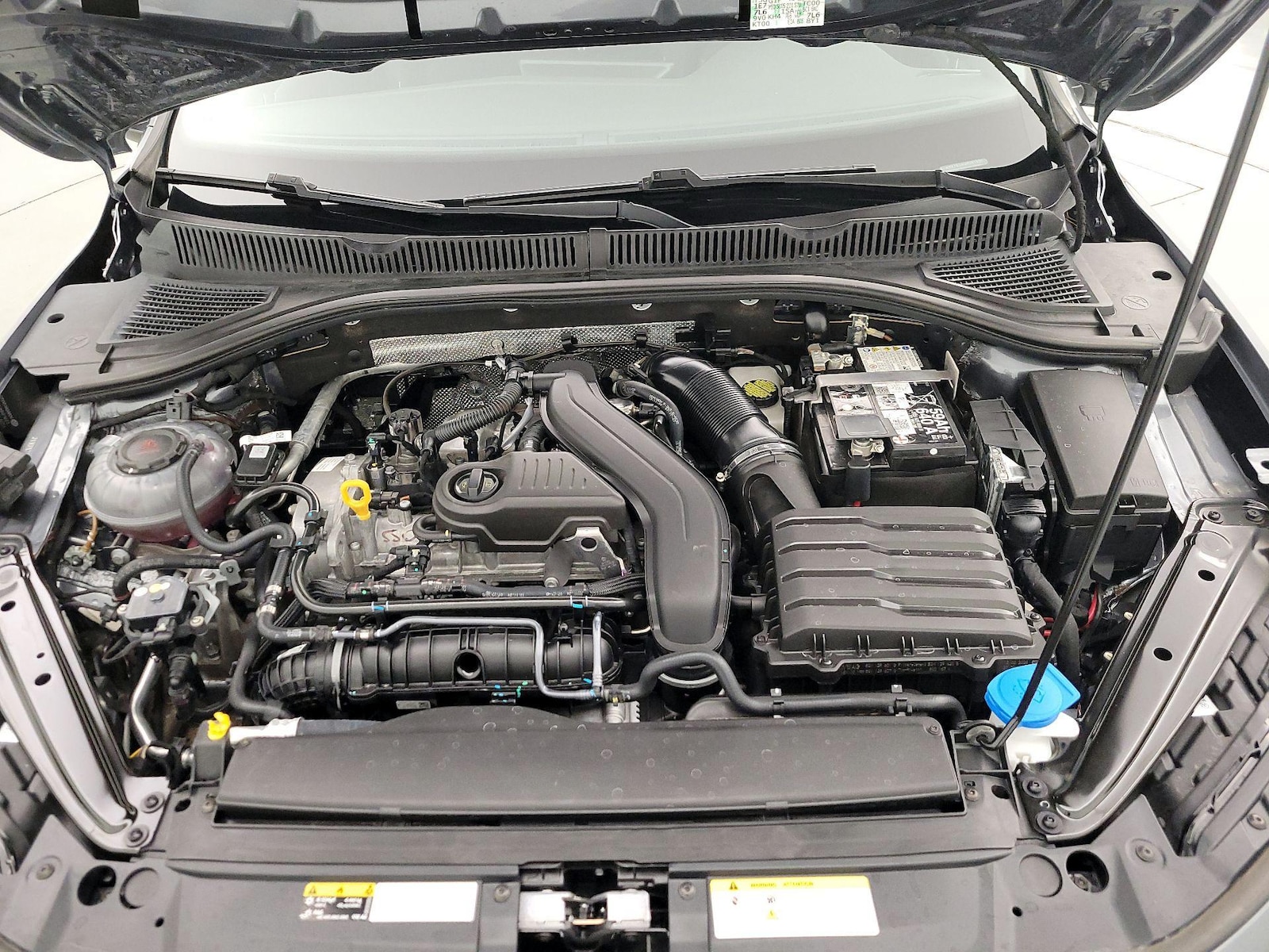 2025 Volkswagen Jetta Sport - Photo 22