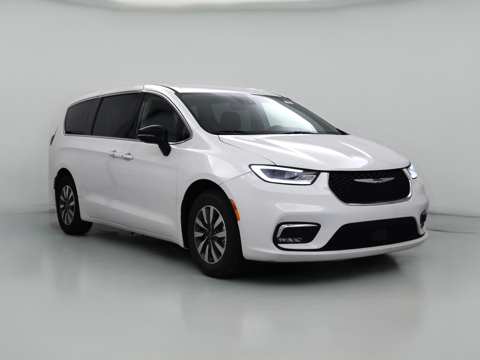 2024 Chrysler Pacifica PHEV