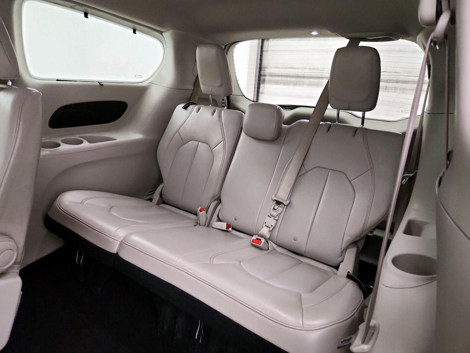 2021 Chrysler Pacifica Touring L - Photo 19