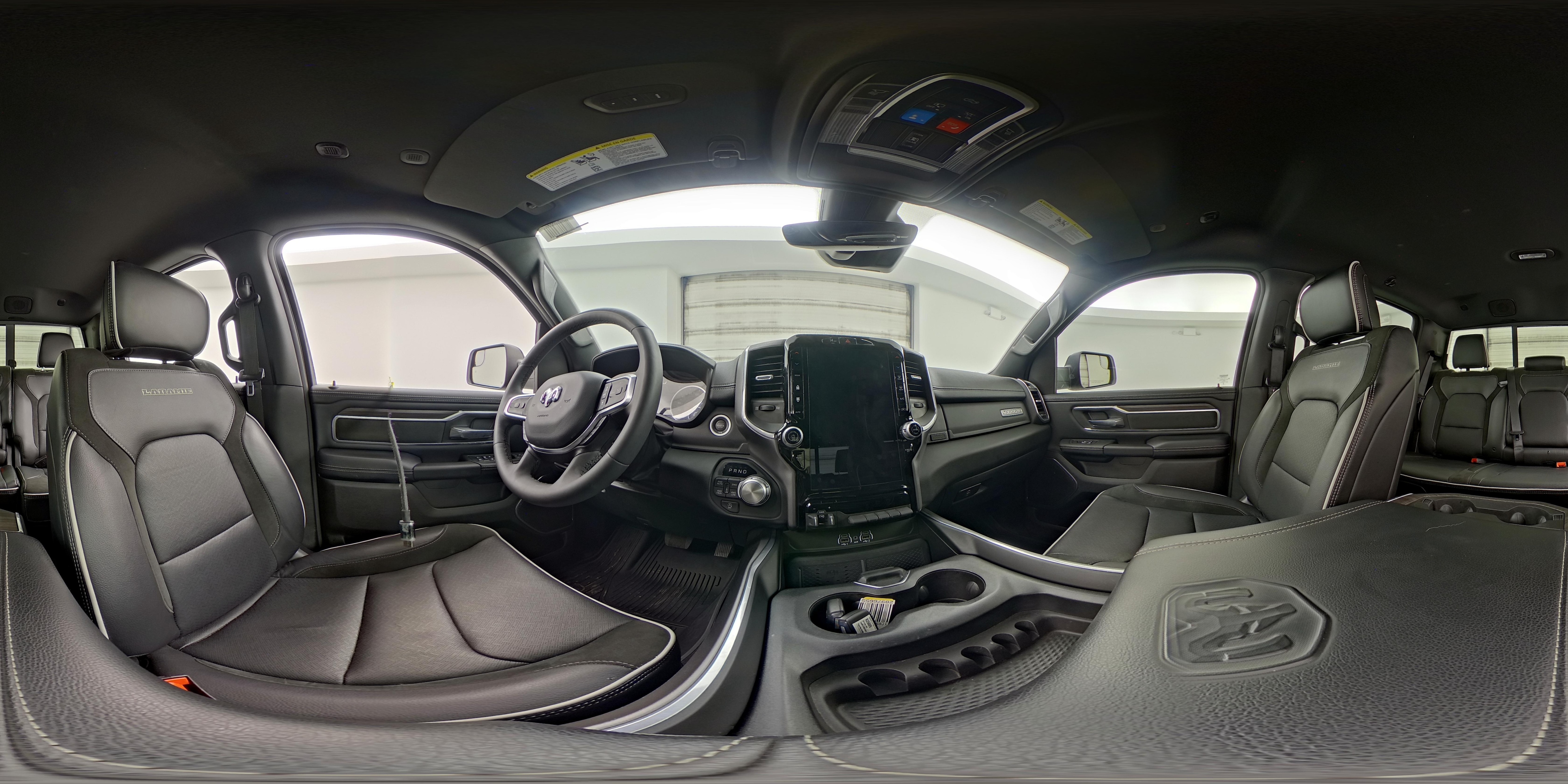 2025 RAM Ram 1500 Pickup Laramie - Photo 22