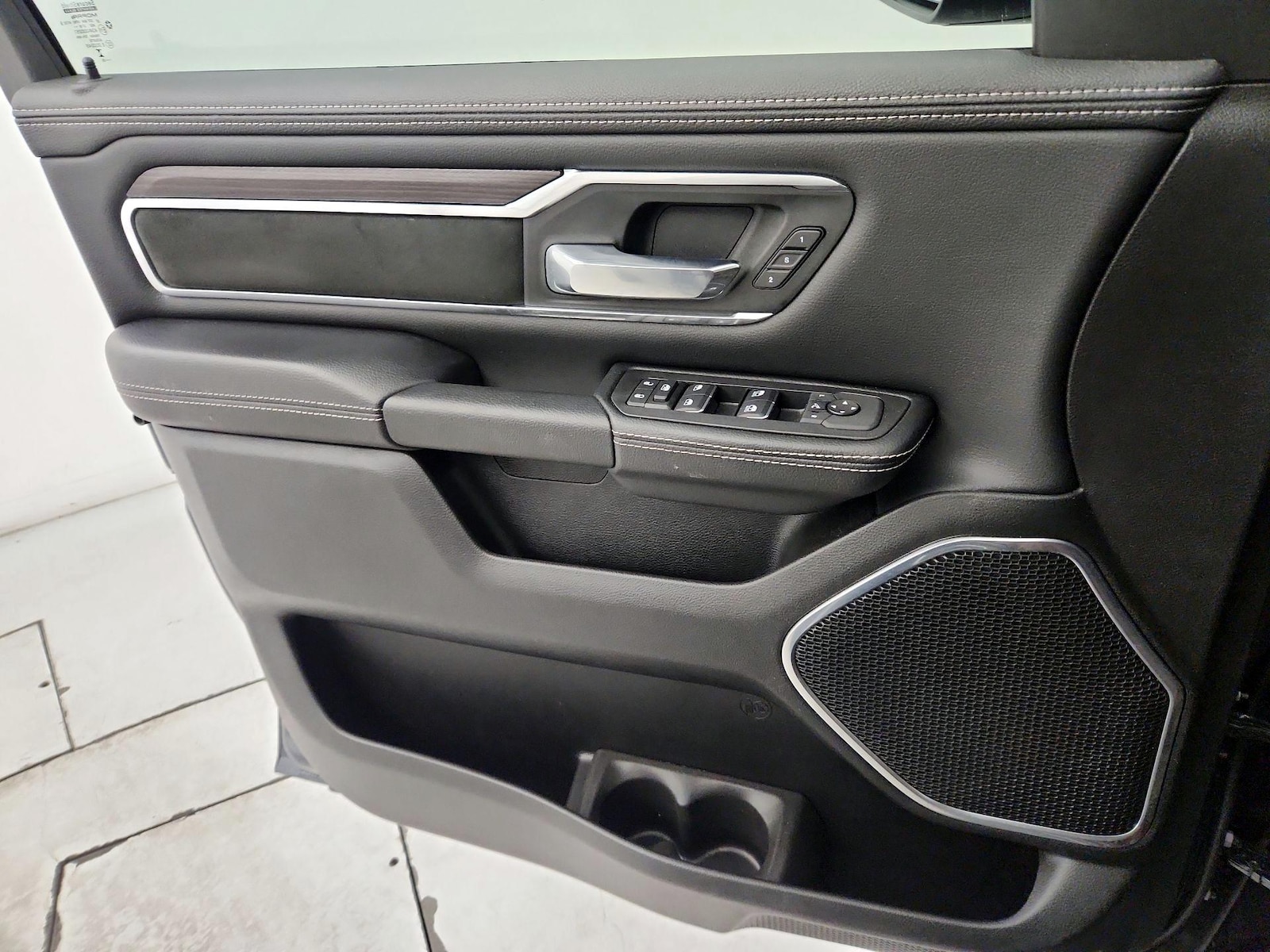 2025 RAM Ram 1500 Pickup Laramie - Photo 11