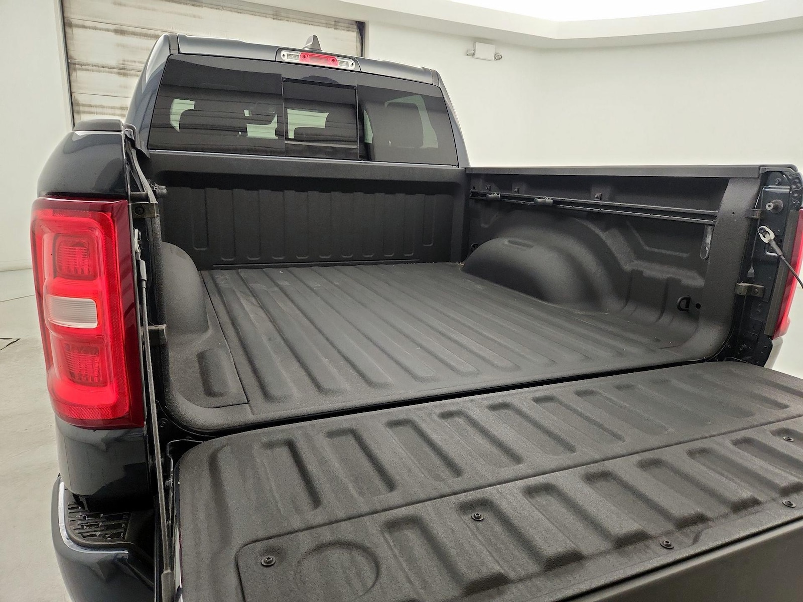 2025 RAM Ram 1500 Pickup Laramie - Photo 19