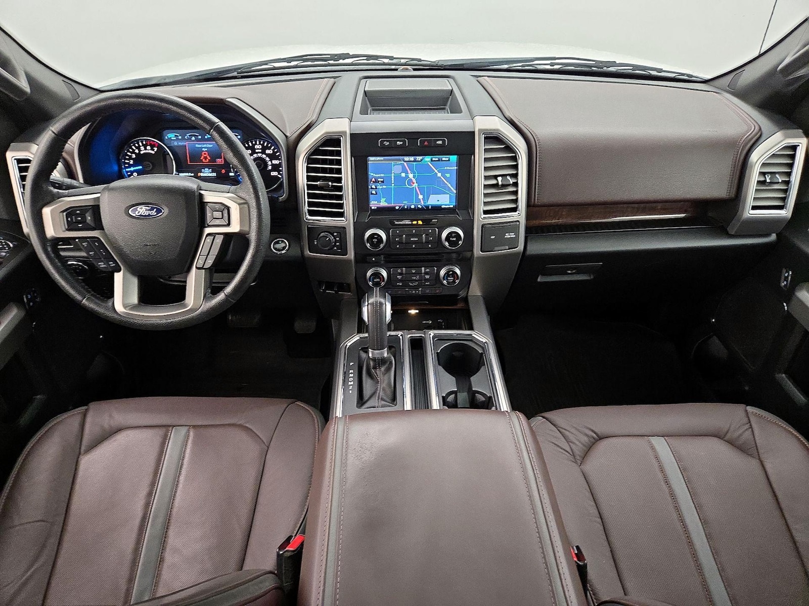 2015 Ford F-150 Platinum - Photo 10