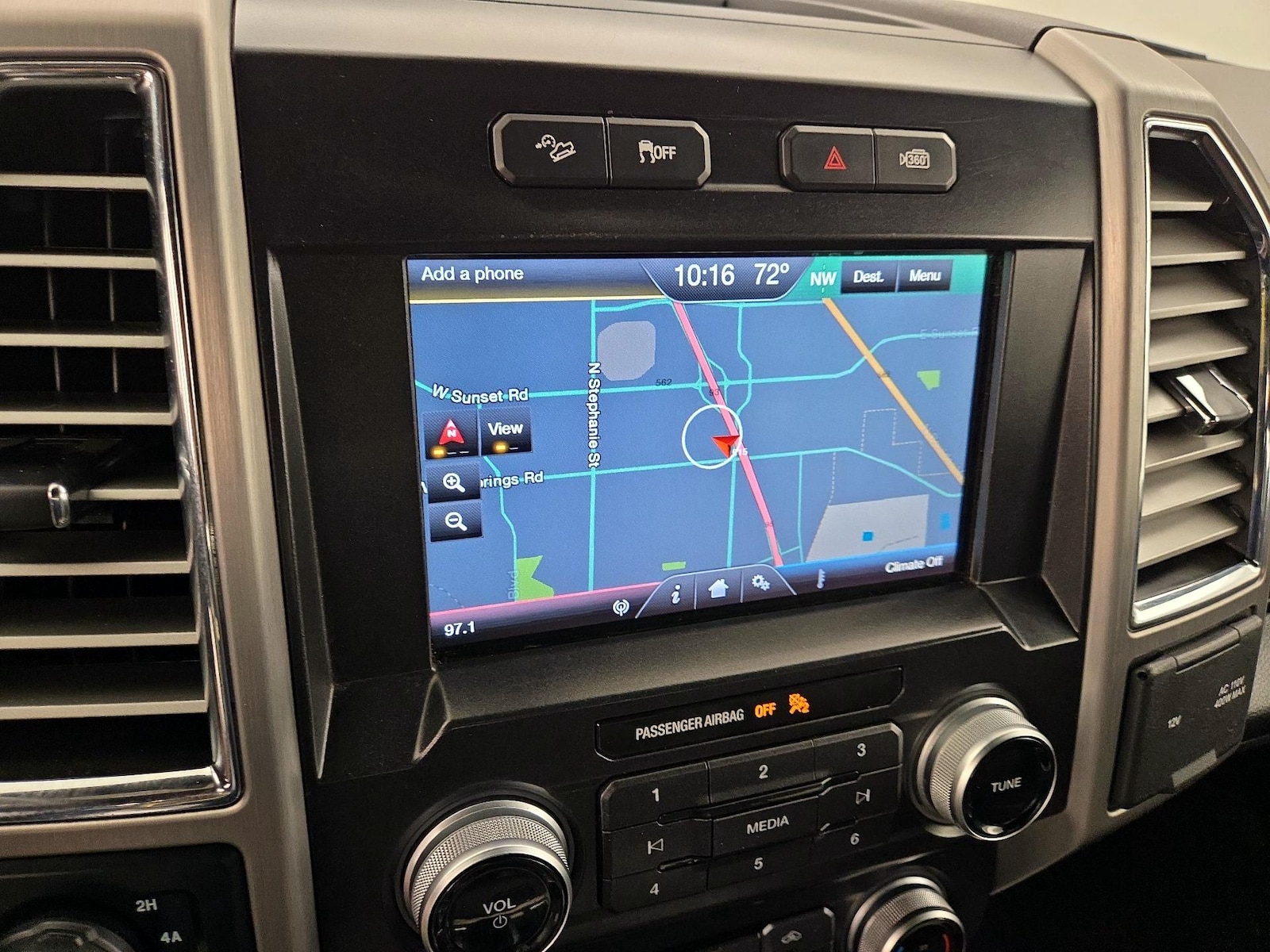 2015 Ford F-150 Platinum - Photo 15