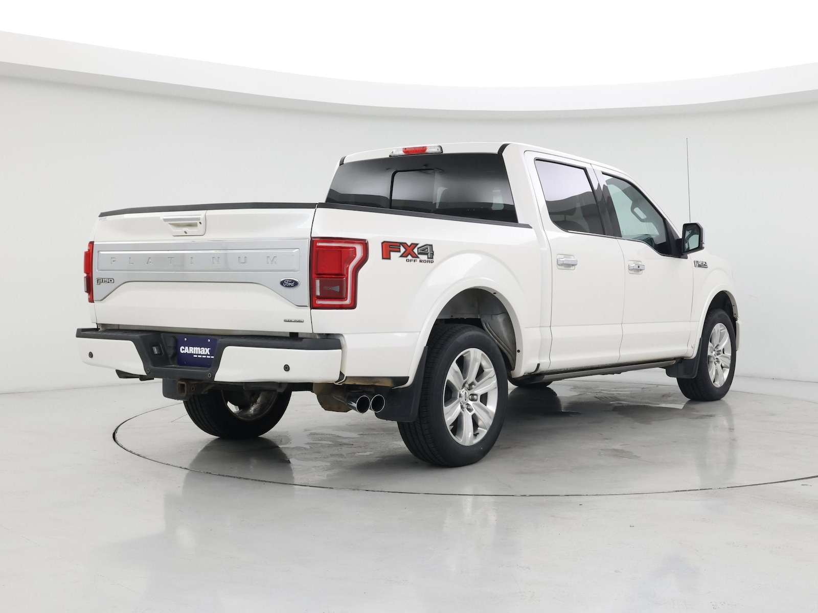 2015 Ford F-150 Platinum - Photo 9