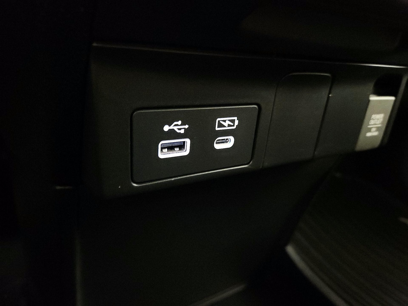 2025 Honda Odyssey EX-L - Photo 17