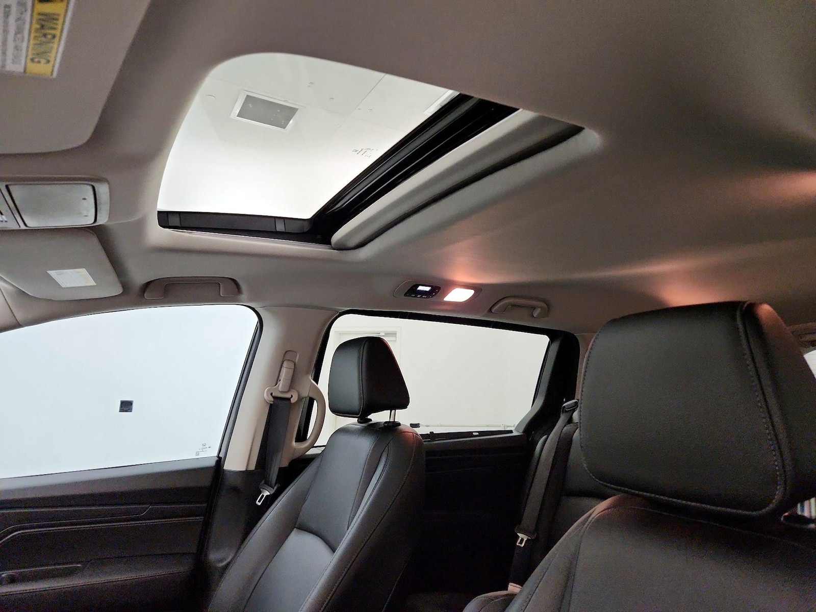 2025 Honda Odyssey EX-L - Photo 18