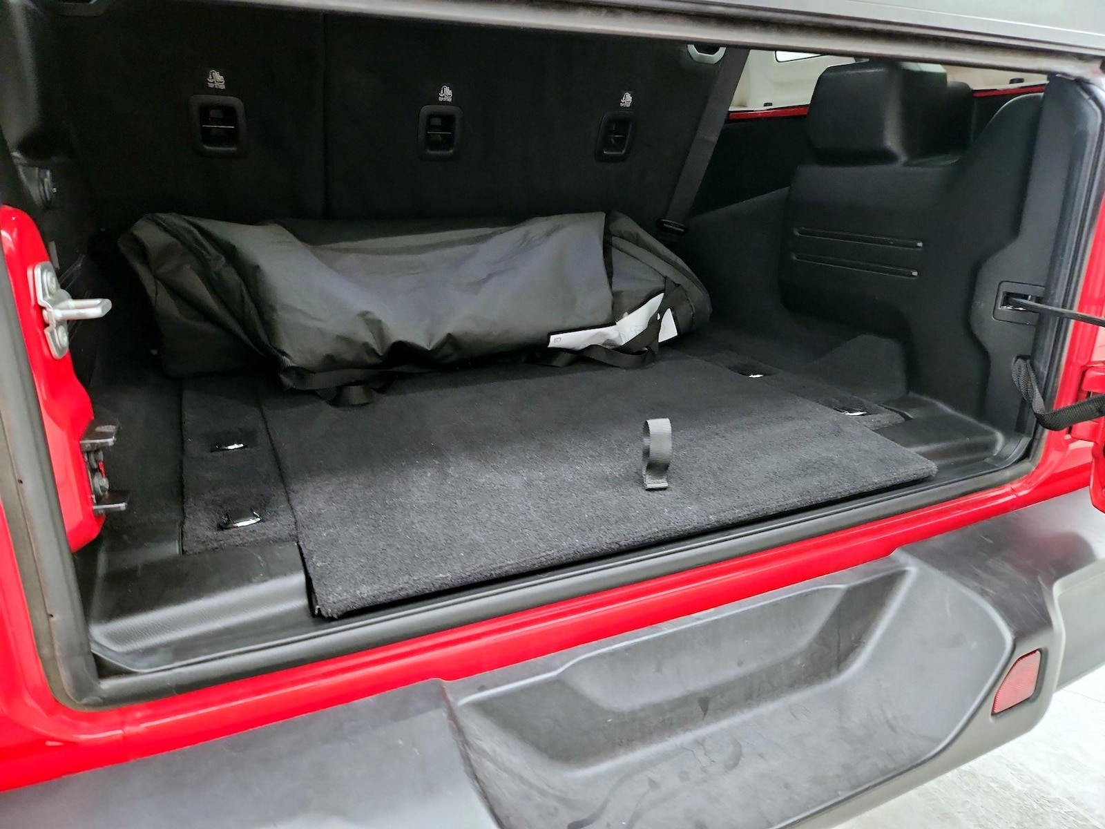 2025 Jeep Wrangler 4-Door Willys - Photo 19