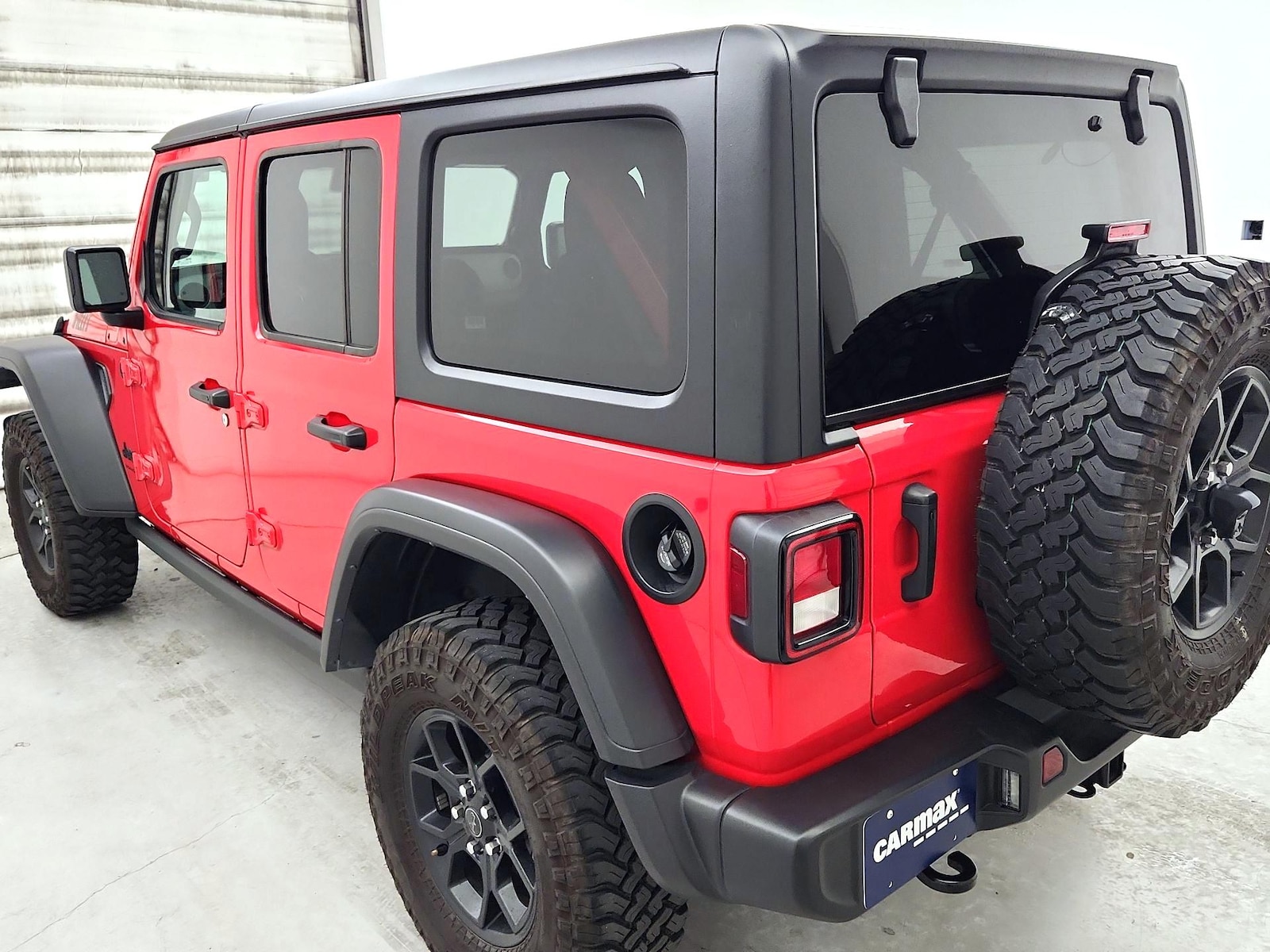 2025 Jeep Wrangler 4-Door Willys - Photo 7