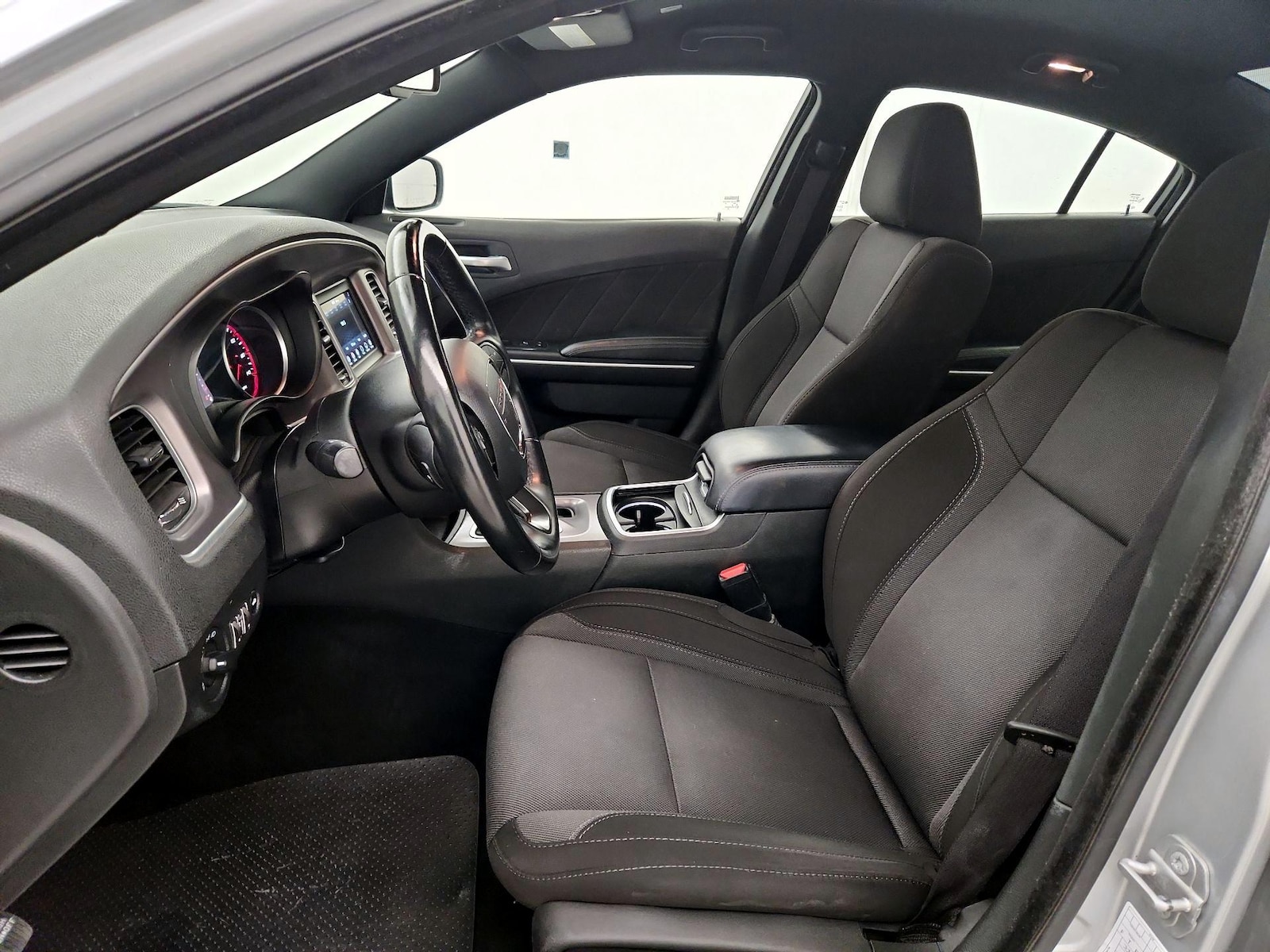 2022 Dodge Charger SXT - Photo 10