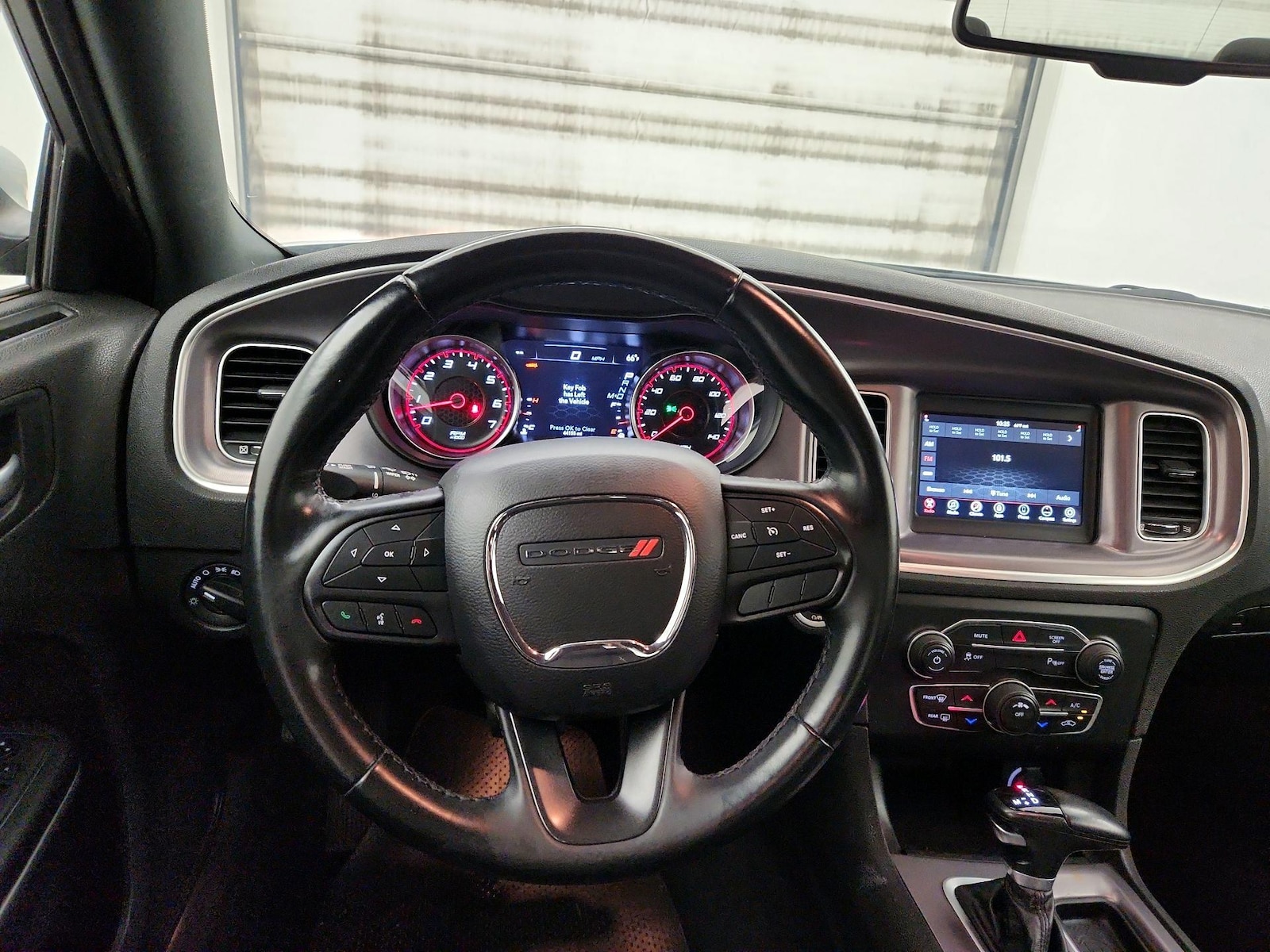 2022 Dodge Charger SXT - Photo 9