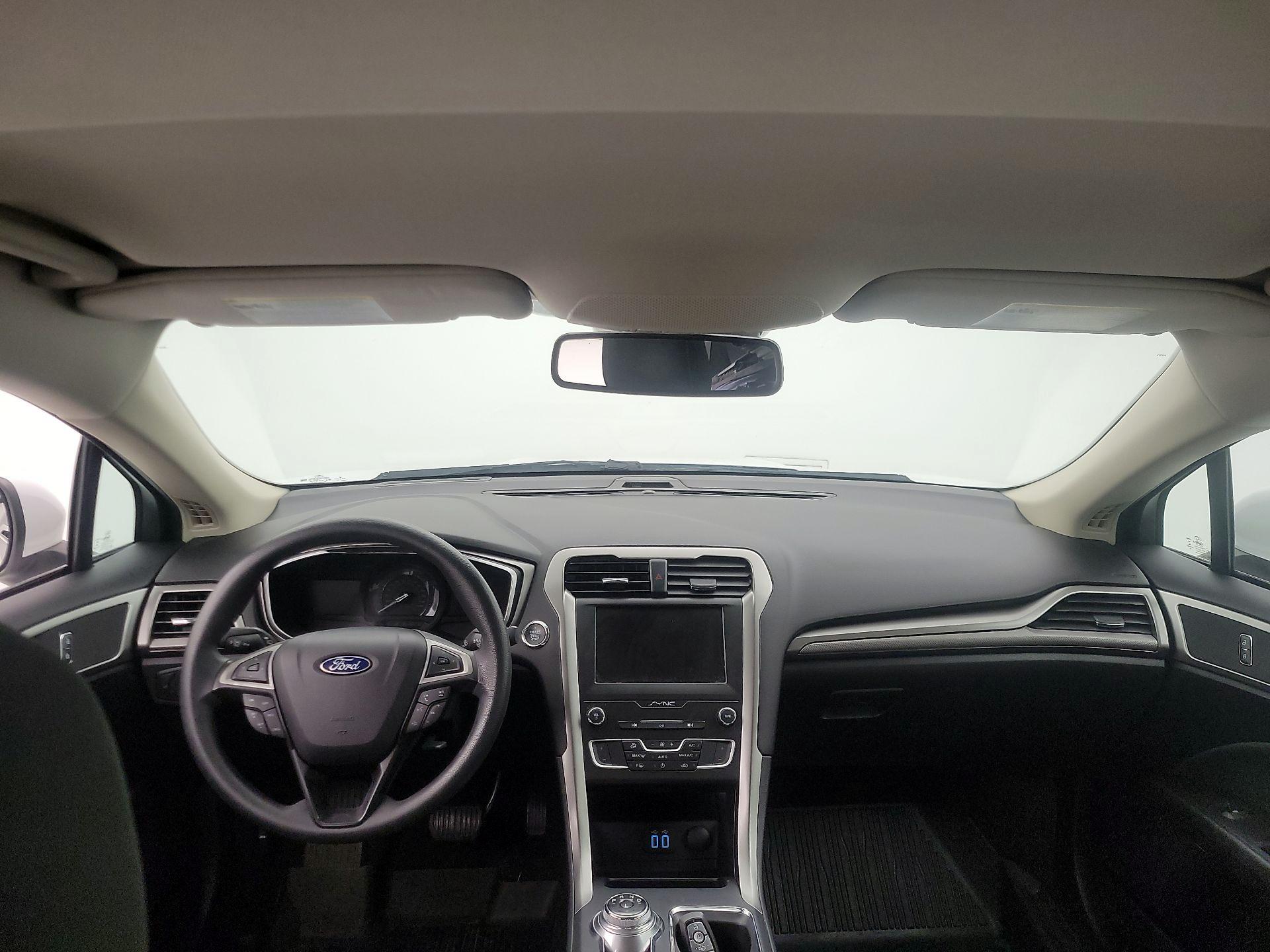 Thumbnail: 2020 Ford Fusion - 9