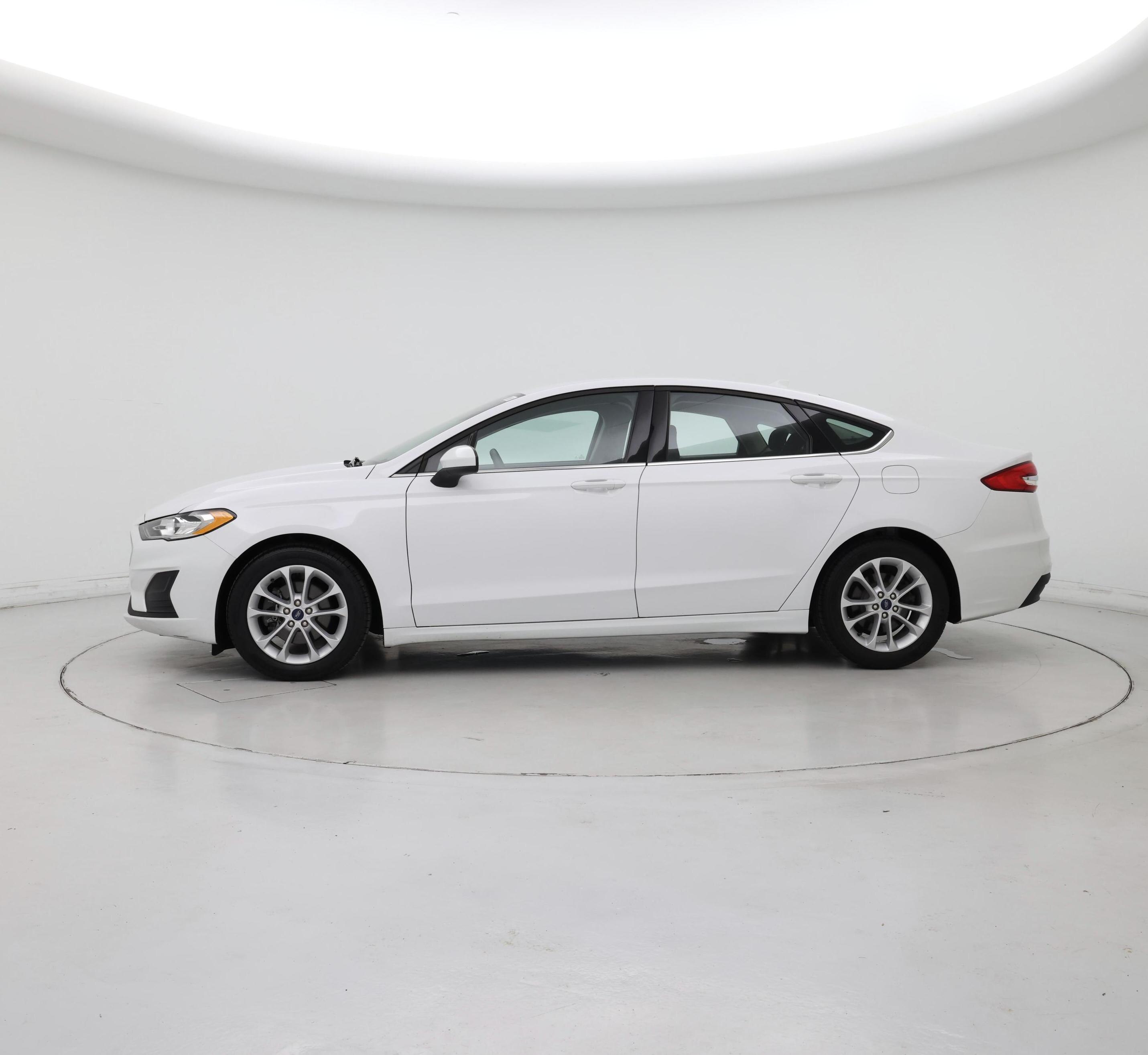 Thumbnail: 2020 Ford Fusion - 3