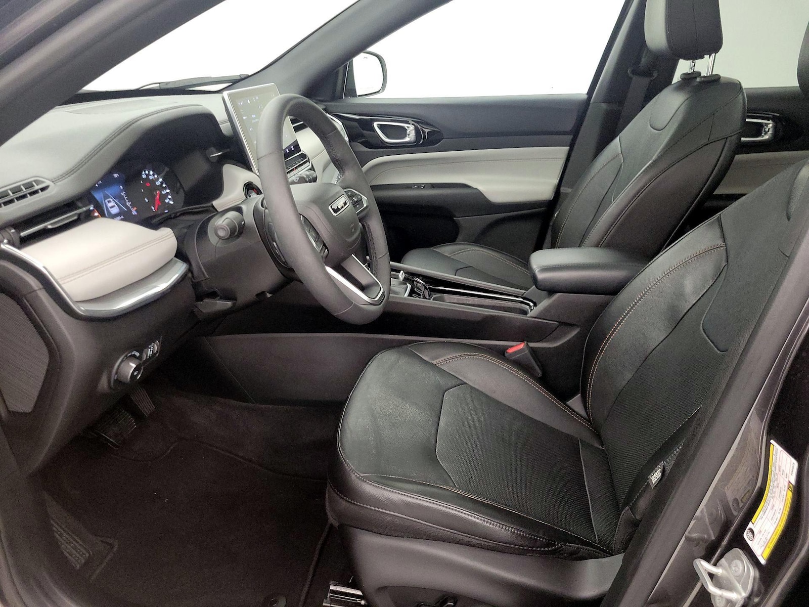 2023 Jeep Compass Limited - Photo 12