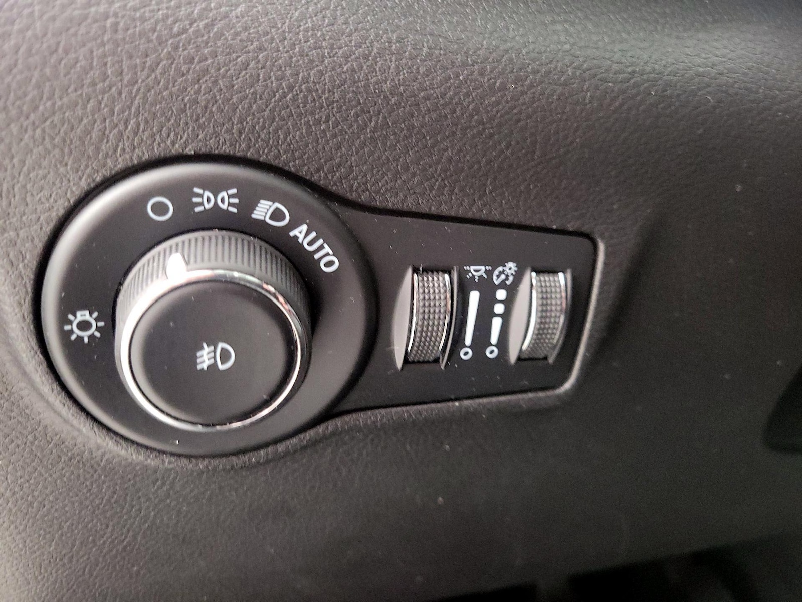 2023 Jeep Compass Limited - Photo 14