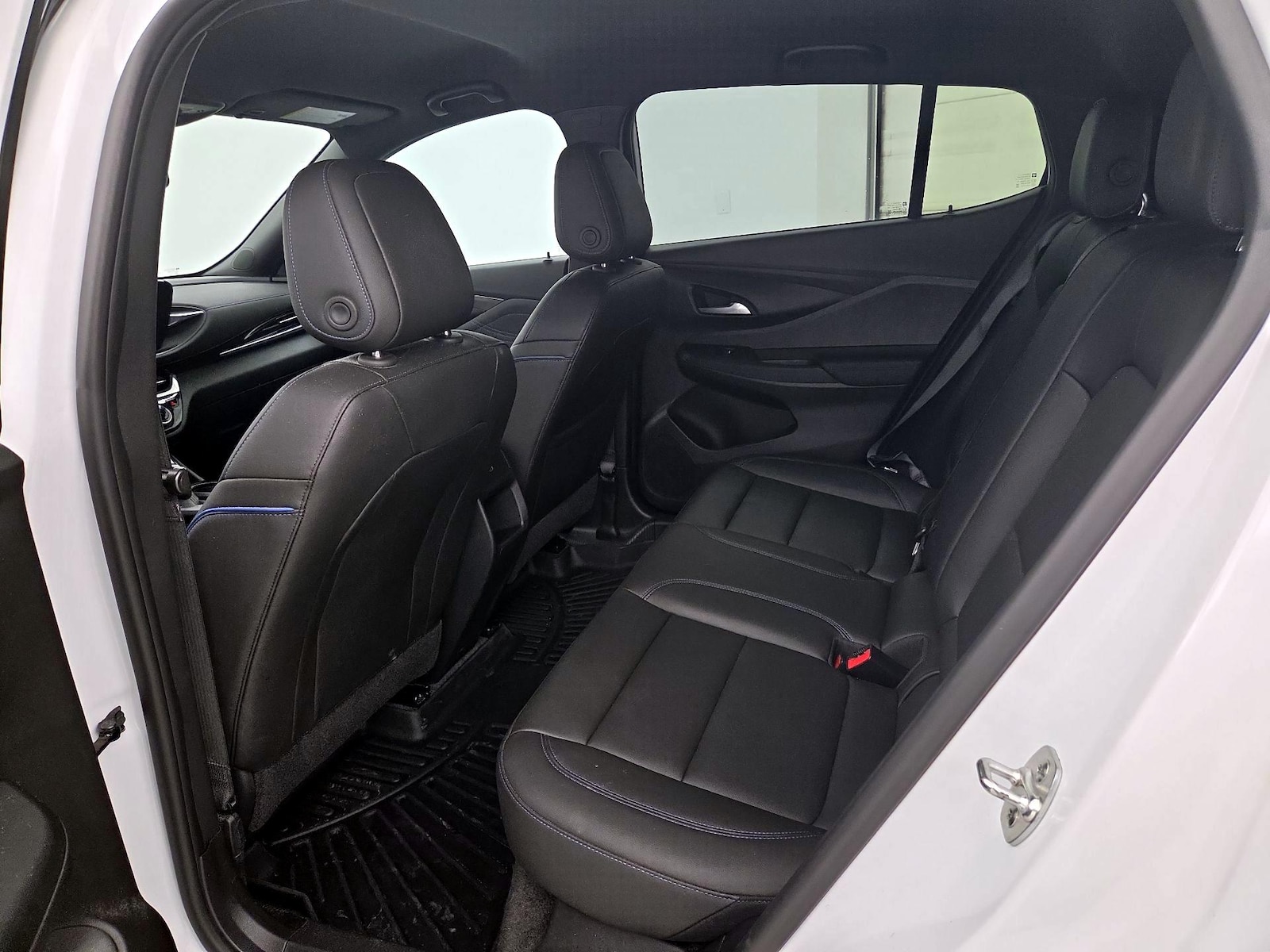 2025 Buick Envista Sport Touring - Photo 20