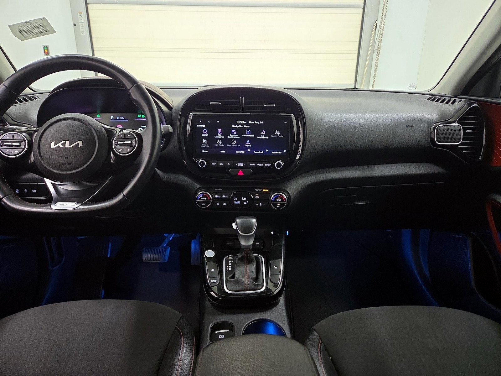 Apple CarPlay® & Android Auto™