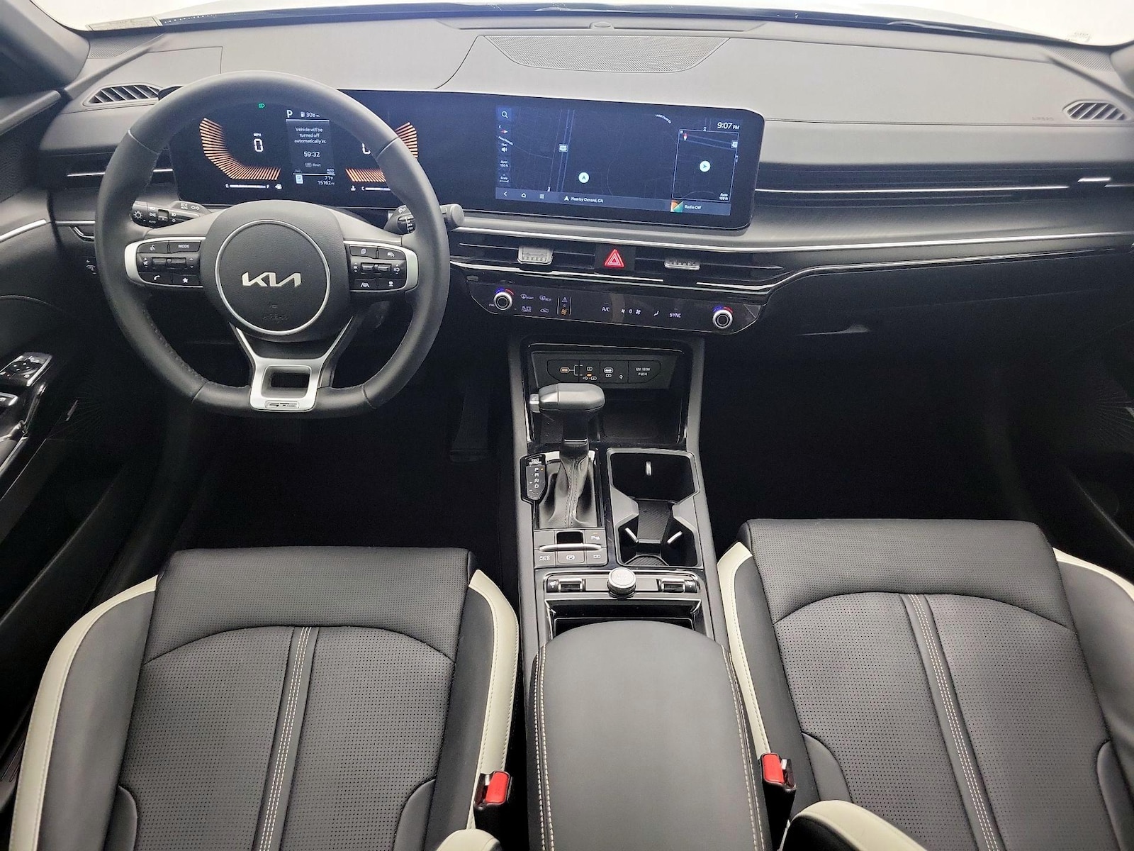Apple CarPlay® & Android Auto™