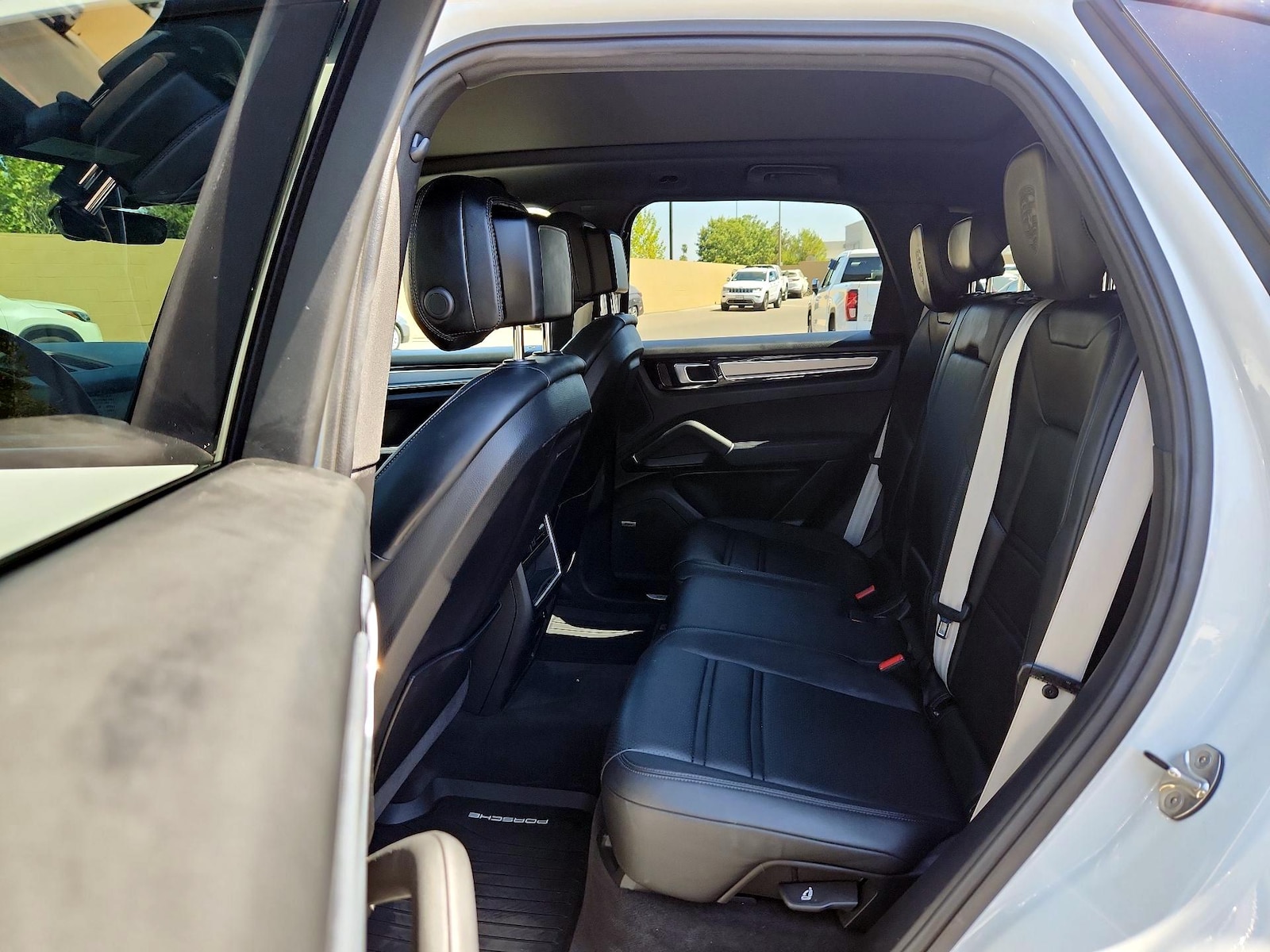 Rear Air Conditioning