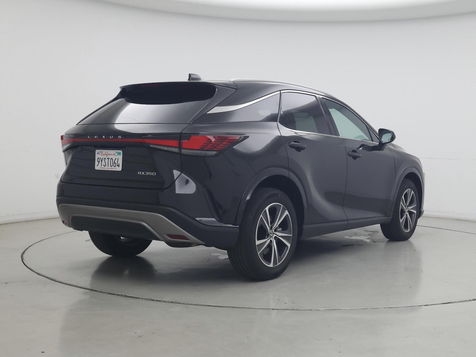 2025 Lexus RX 350 - Photo 9