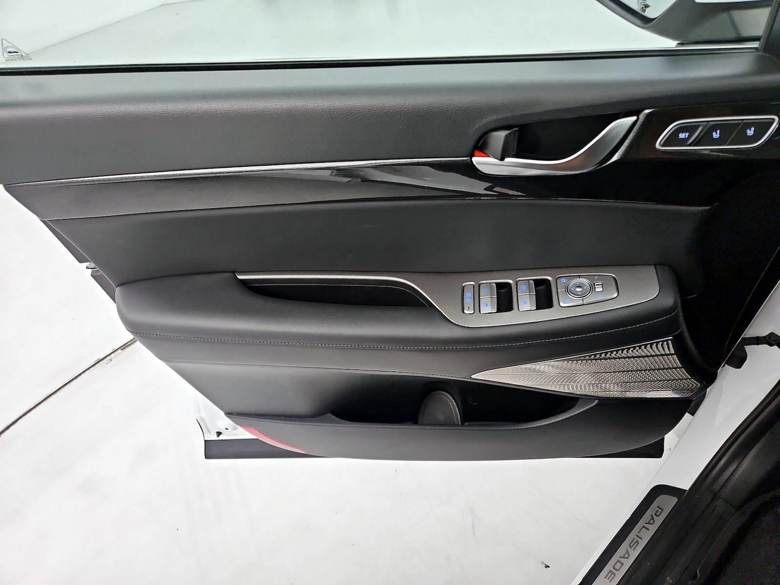 2022 Hyundai Palisade Limited - Photo 13