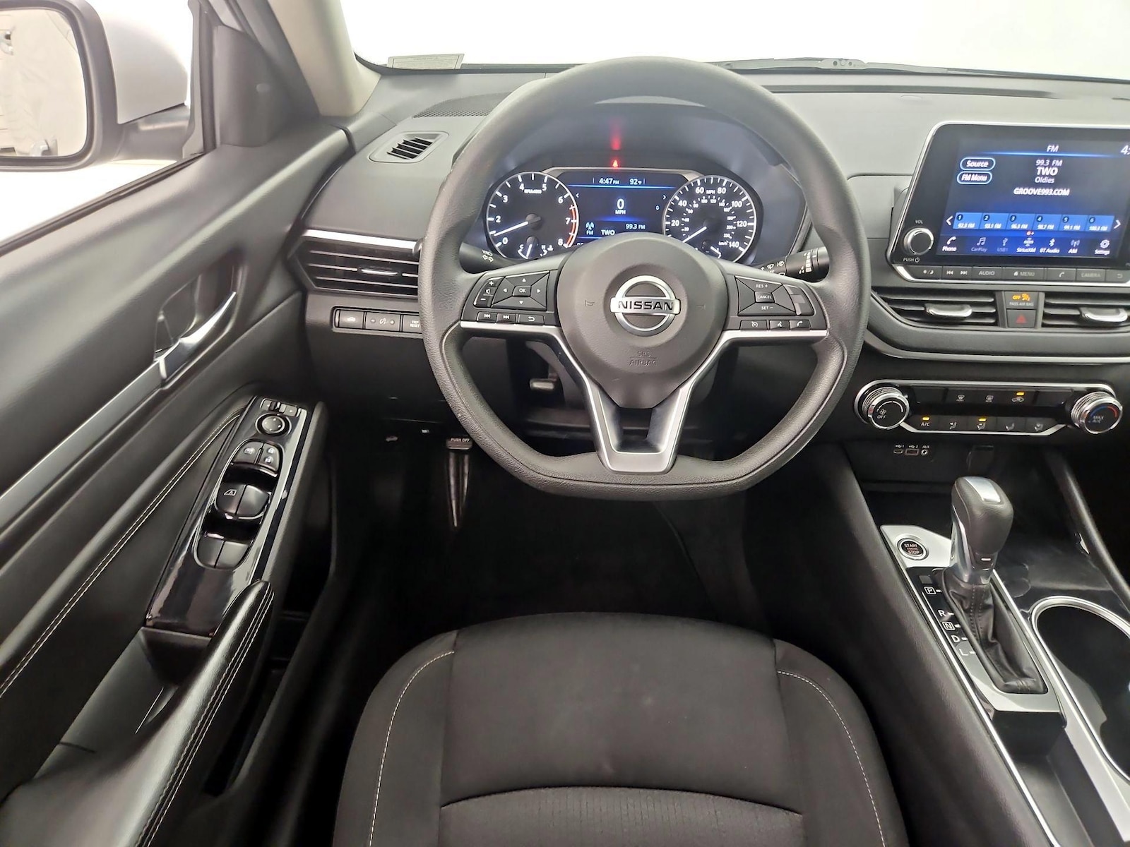 2021 Nissan Altima SV - Photo 11