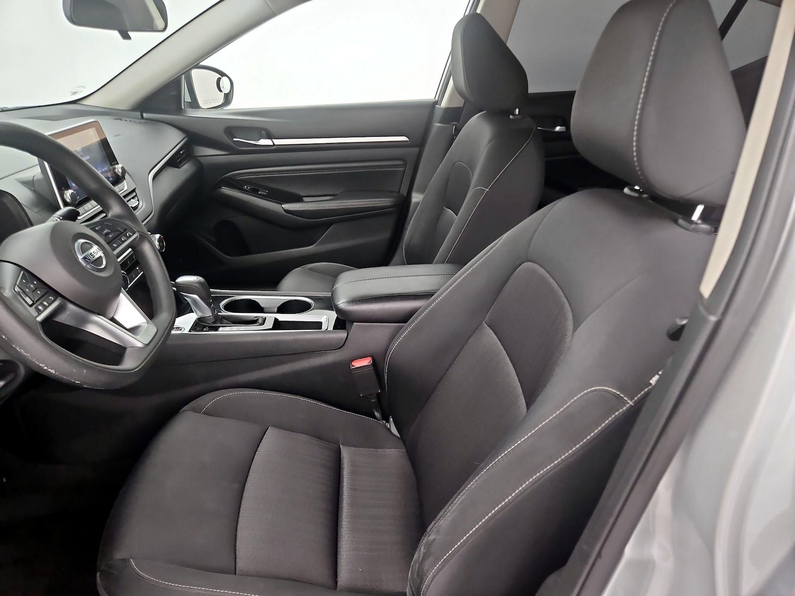 2021 Nissan Altima SV - Photo 12