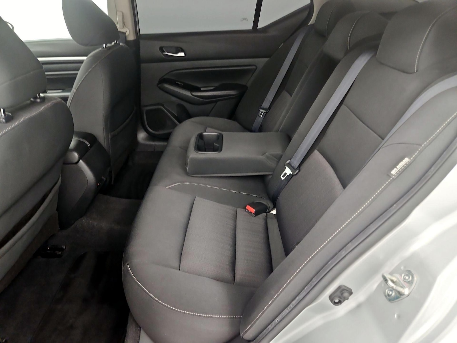 2021 Nissan Altima SV - Photo 21