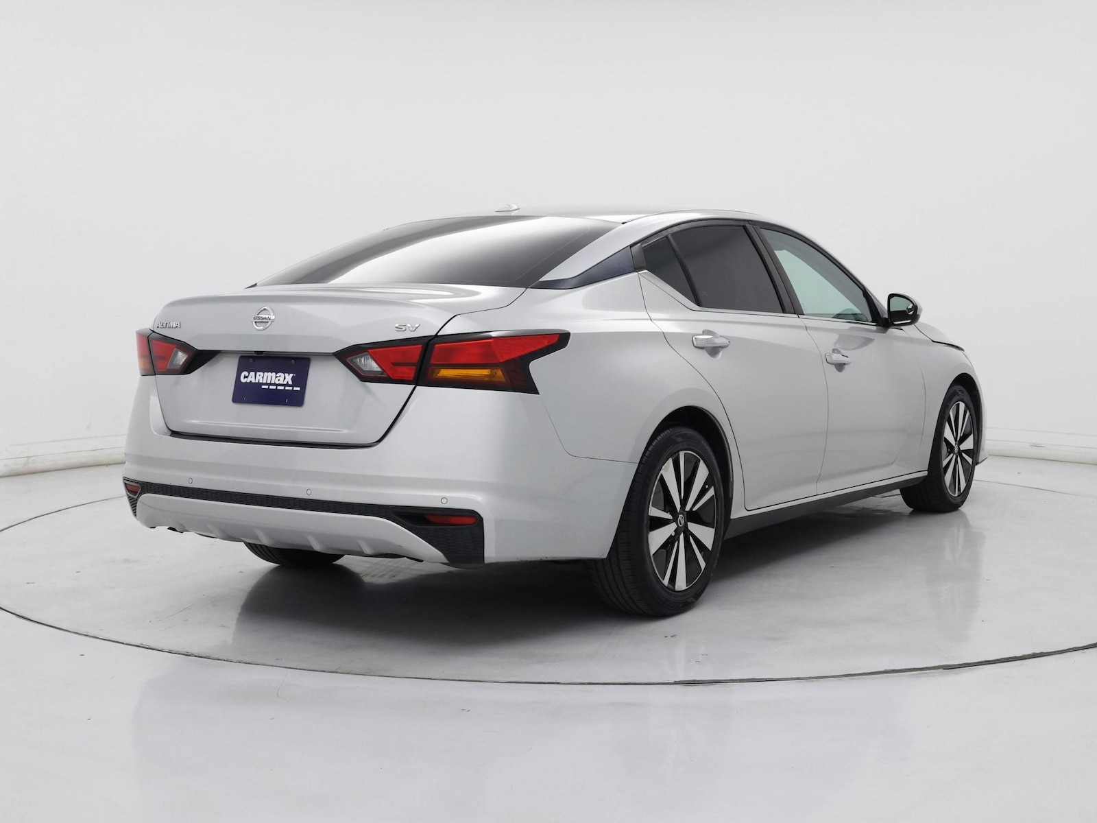 2021 Nissan Altima SV - Photo 9