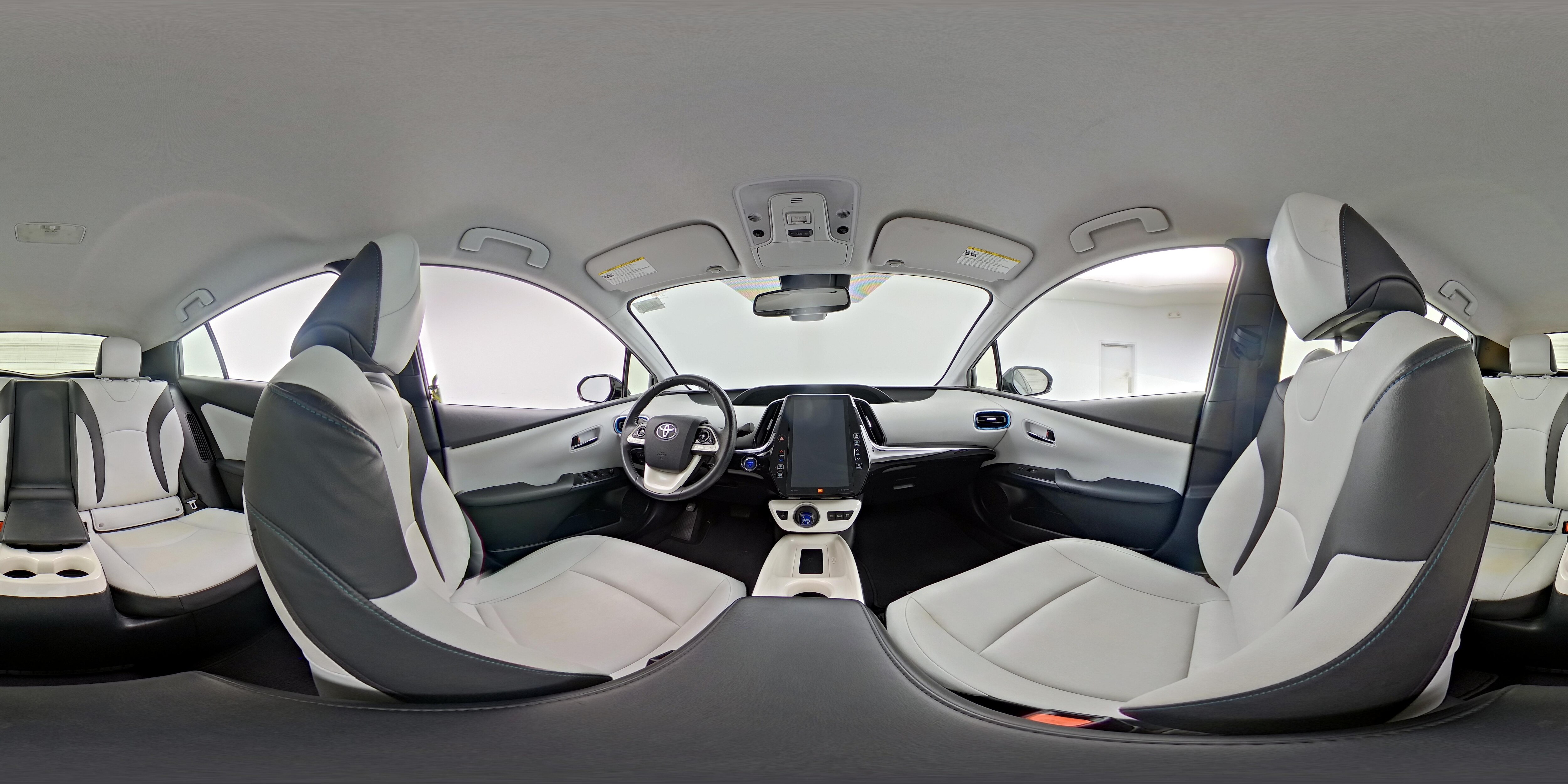 2017 Toyota Prius Prime Advanced - Photo 23