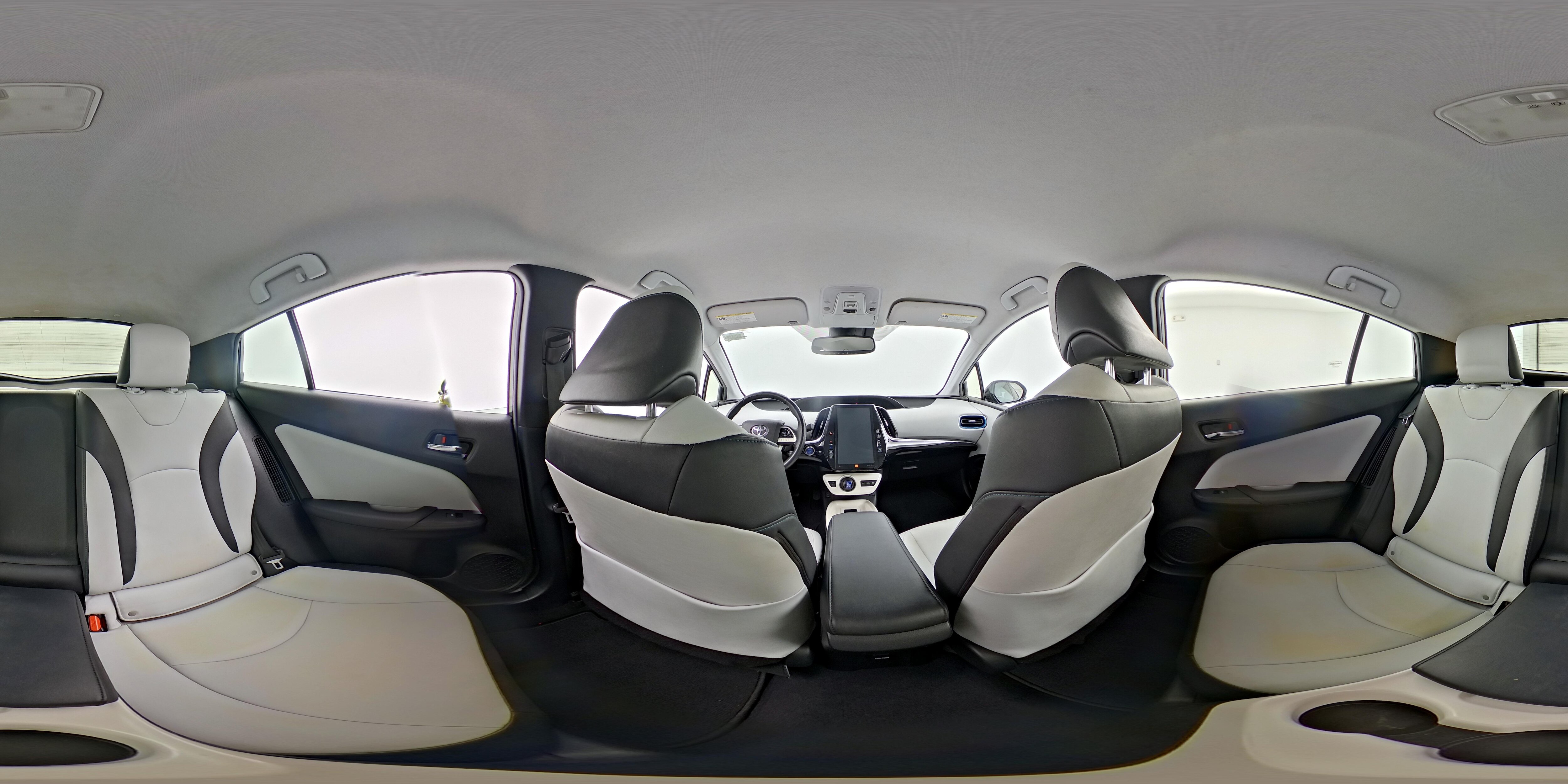 2017 Toyota Prius Prime Advanced - Photo 24