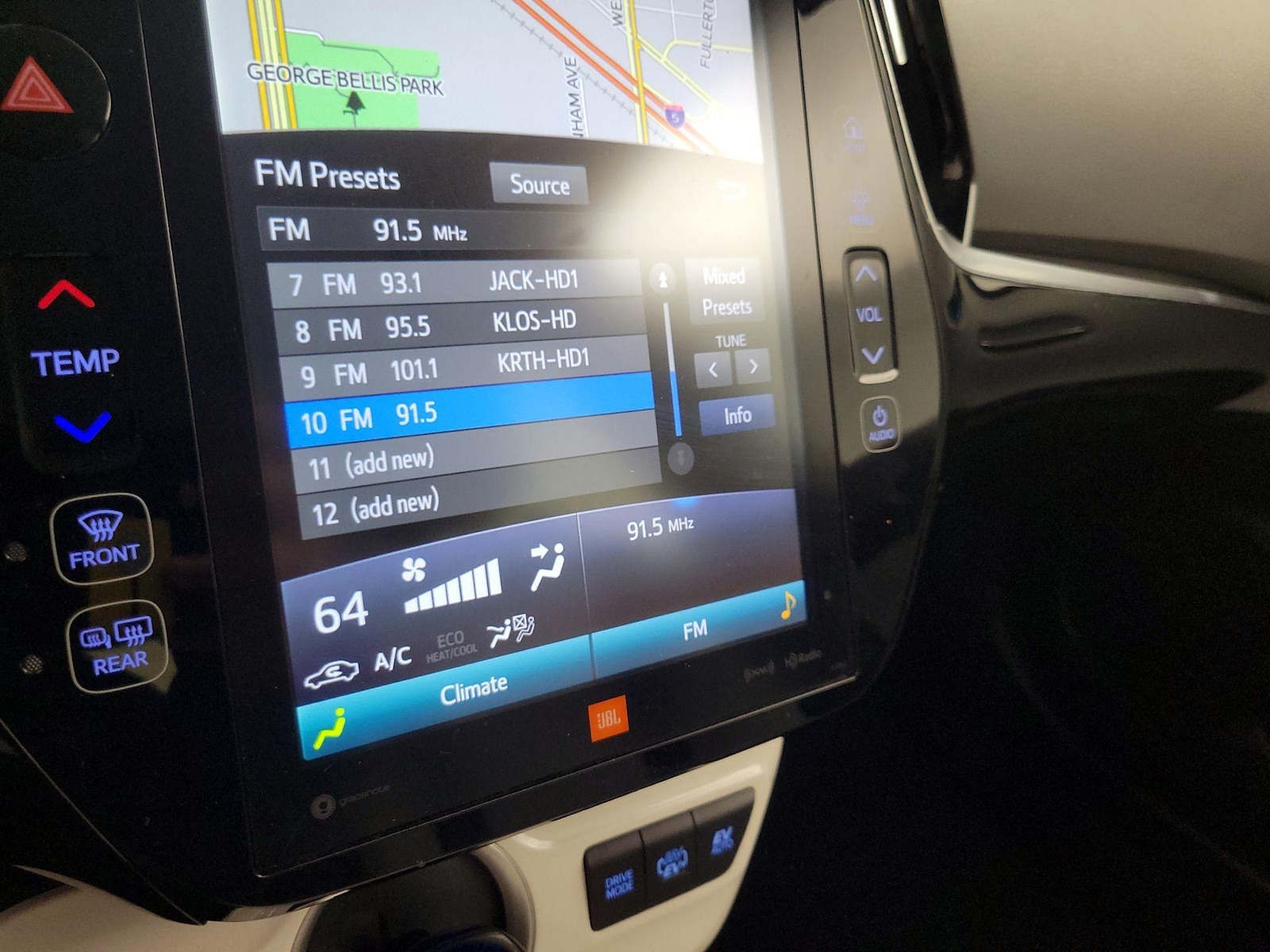 2017 Toyota Prius Prime Advanced - Photo 16