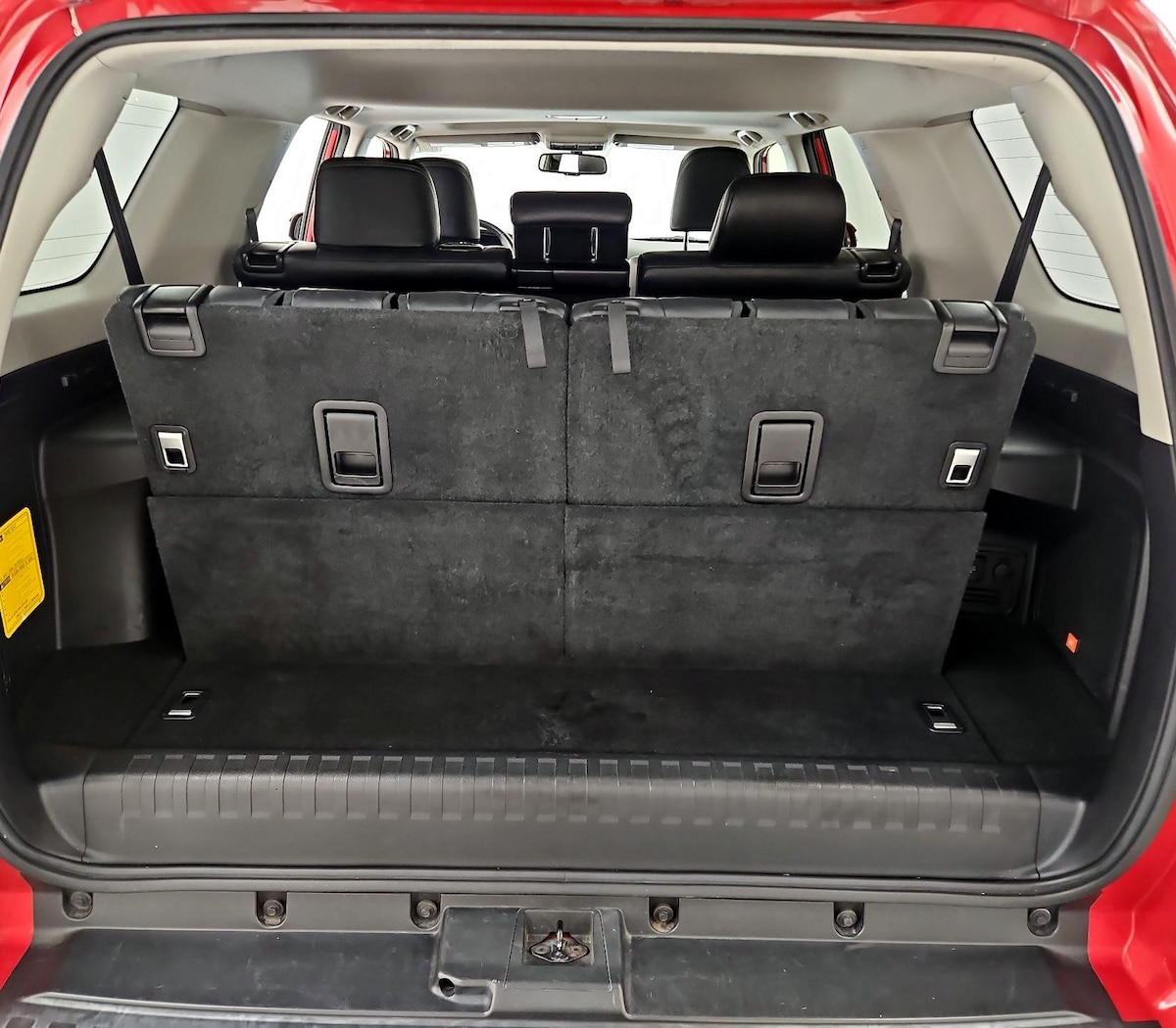 Trunk/Cargo (Seats Up)