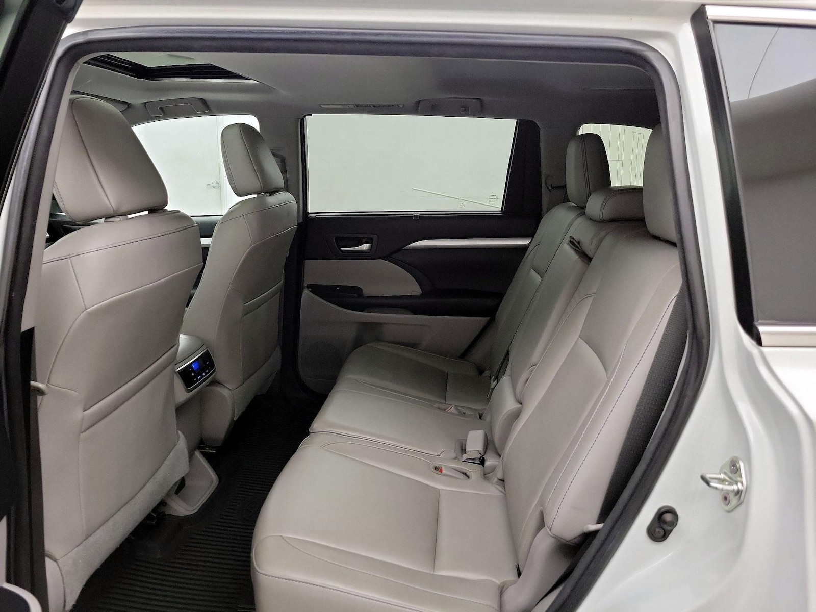 Rear Air Conditioning