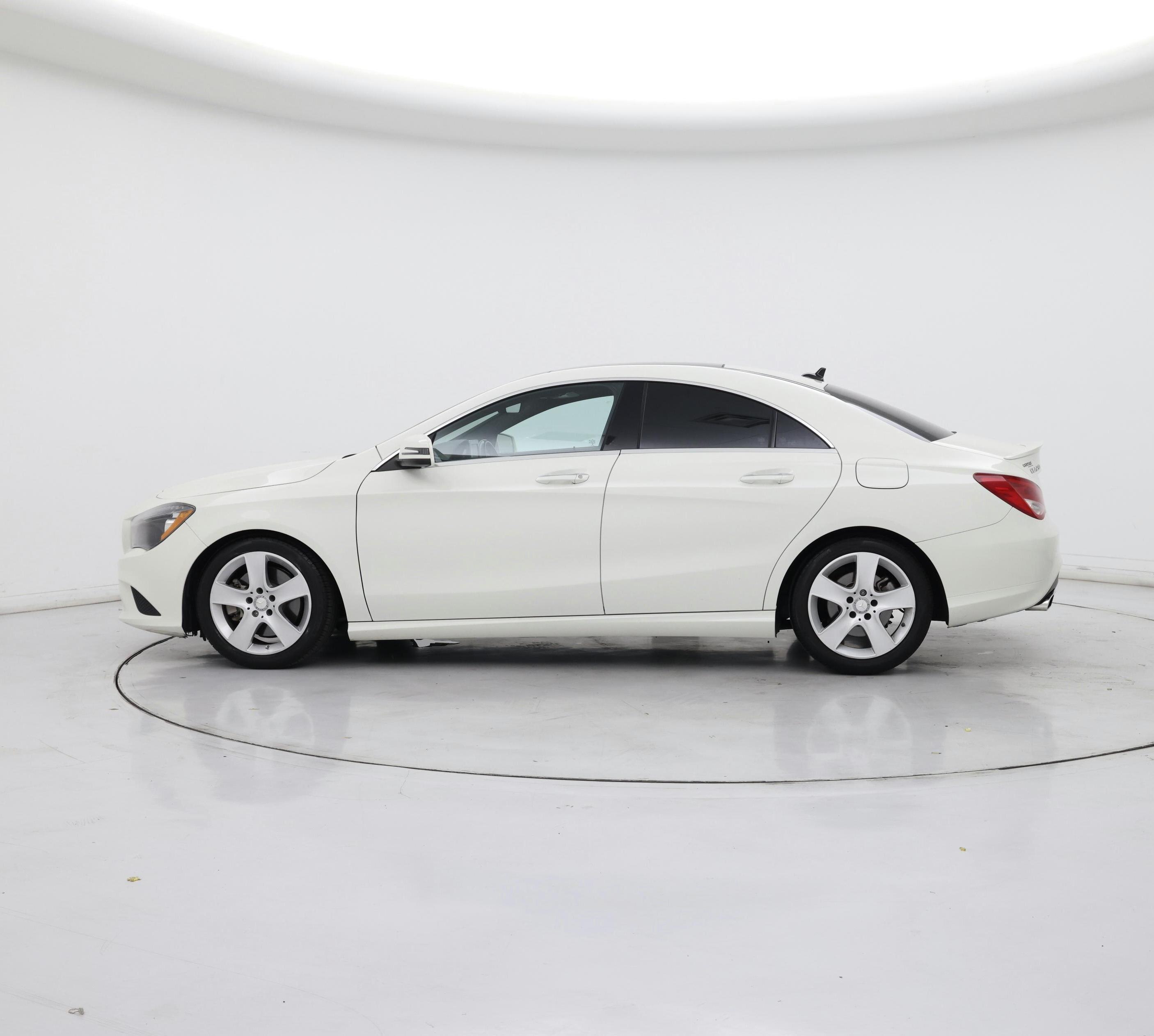 Thumbnail: 2015 Mercedes-Benz CLA - 3