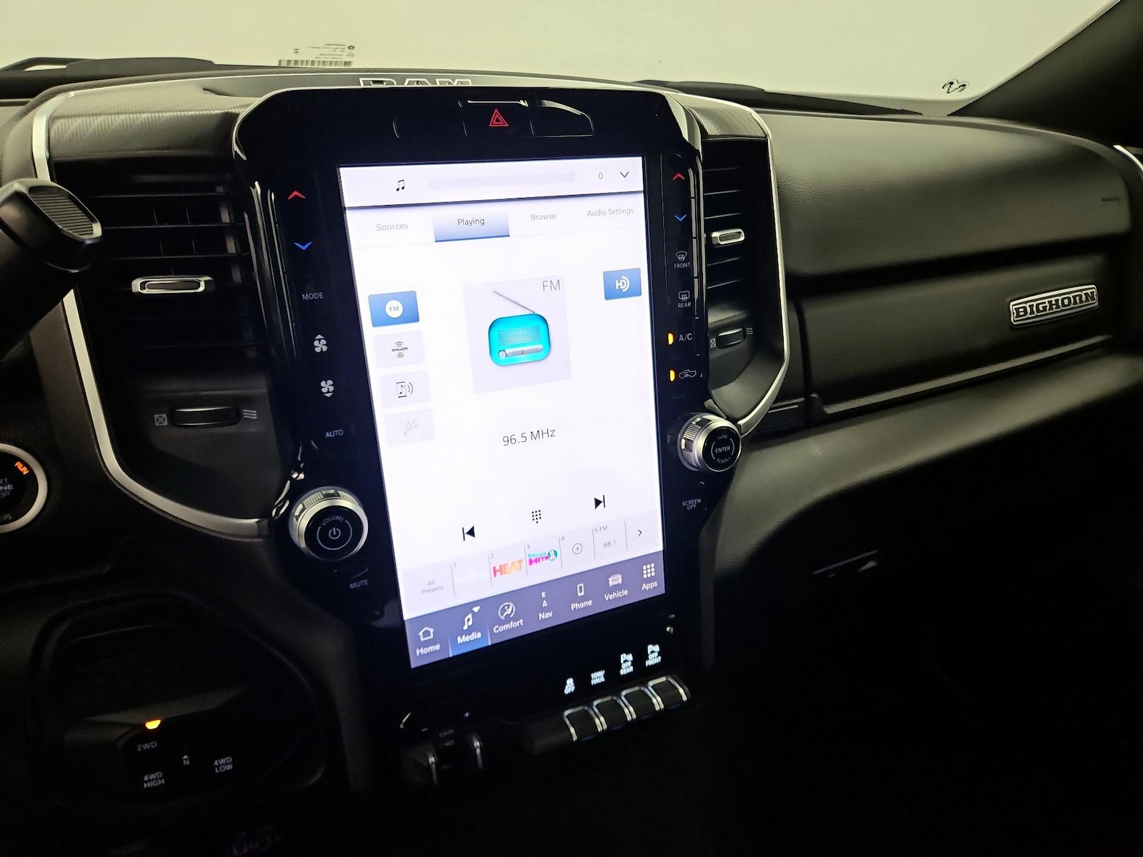 2025 RAM Ram 2500 Pickup Big Horn - Photo 17