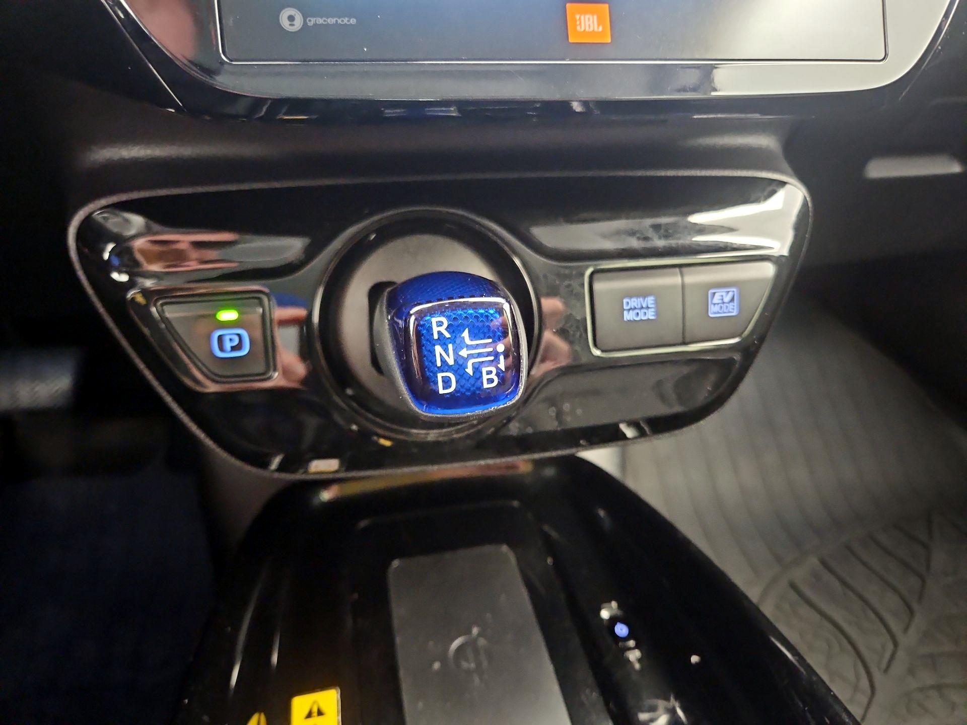 Thumbnail: 2019 Toyota Prius - 18