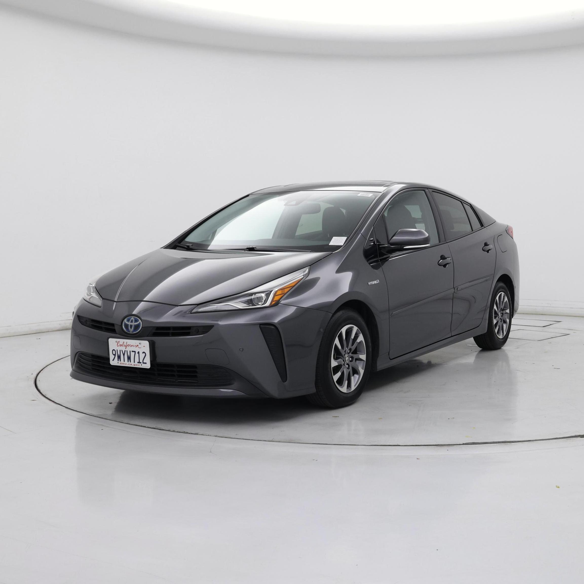 Thumbnail: 2019 Toyota Prius - 4
